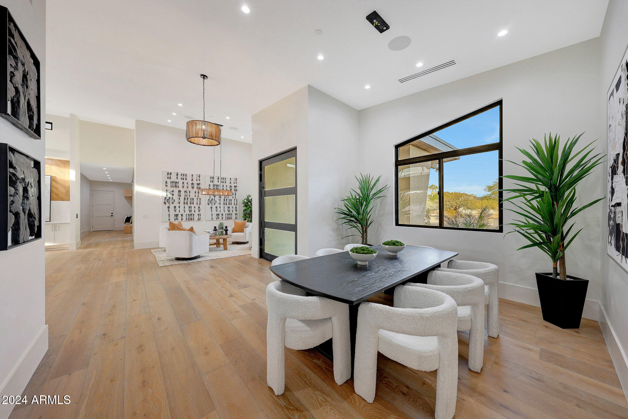 CACTUS VILLAS - Residential