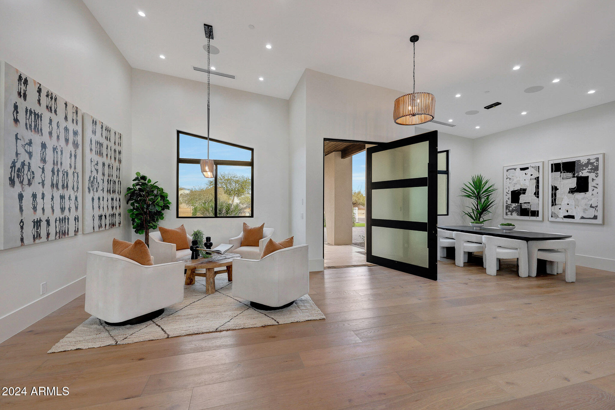 CACTUS VILLAS - Residential