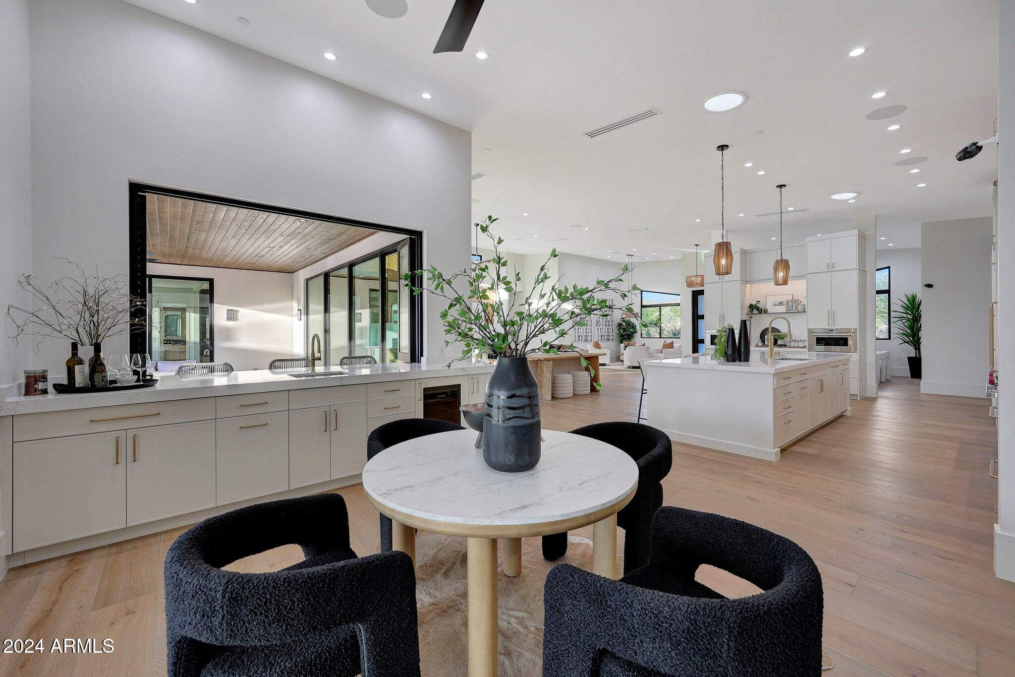 CACTUS VILLAS - Residential