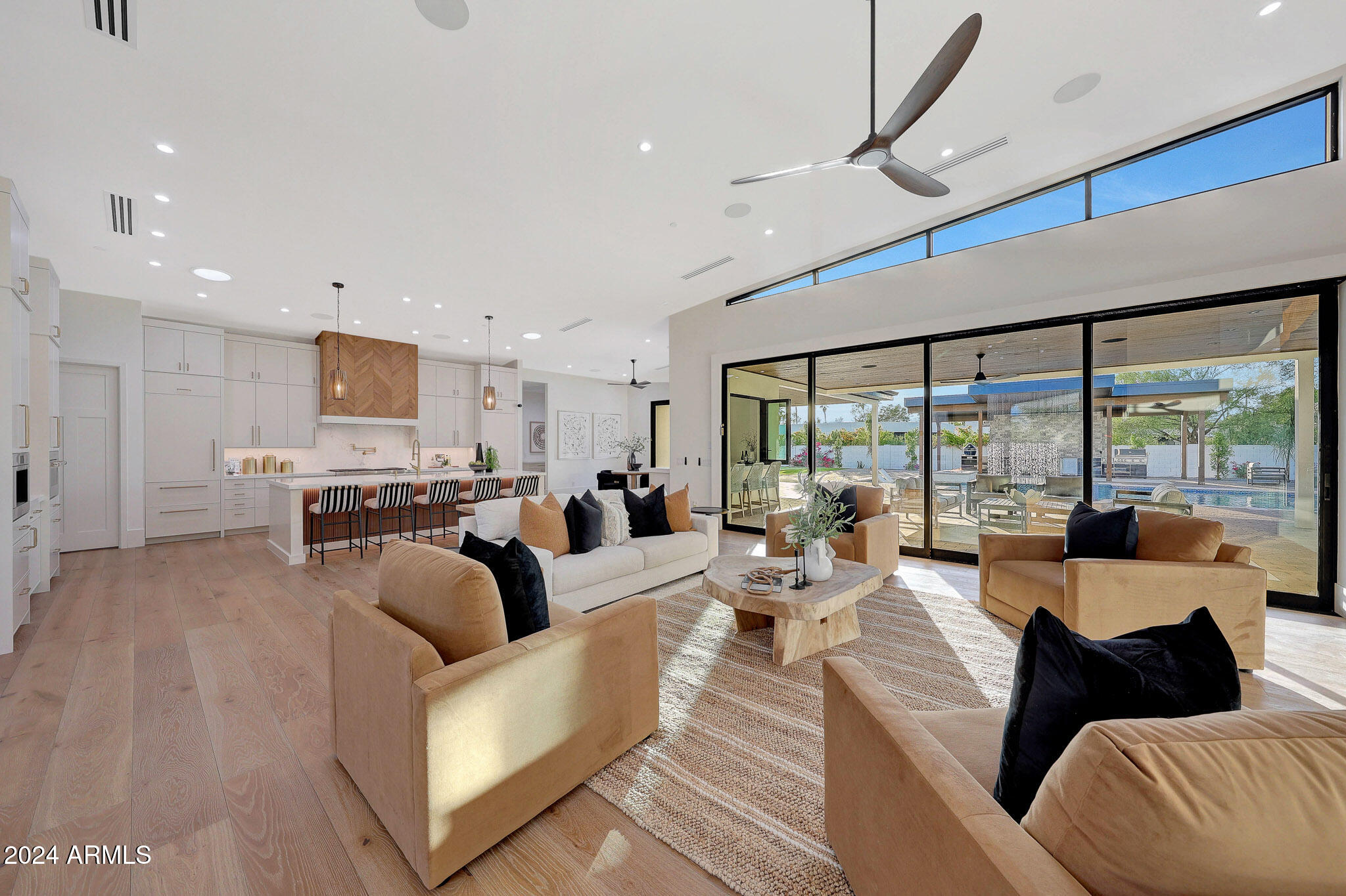 CACTUS VILLAS - Residential