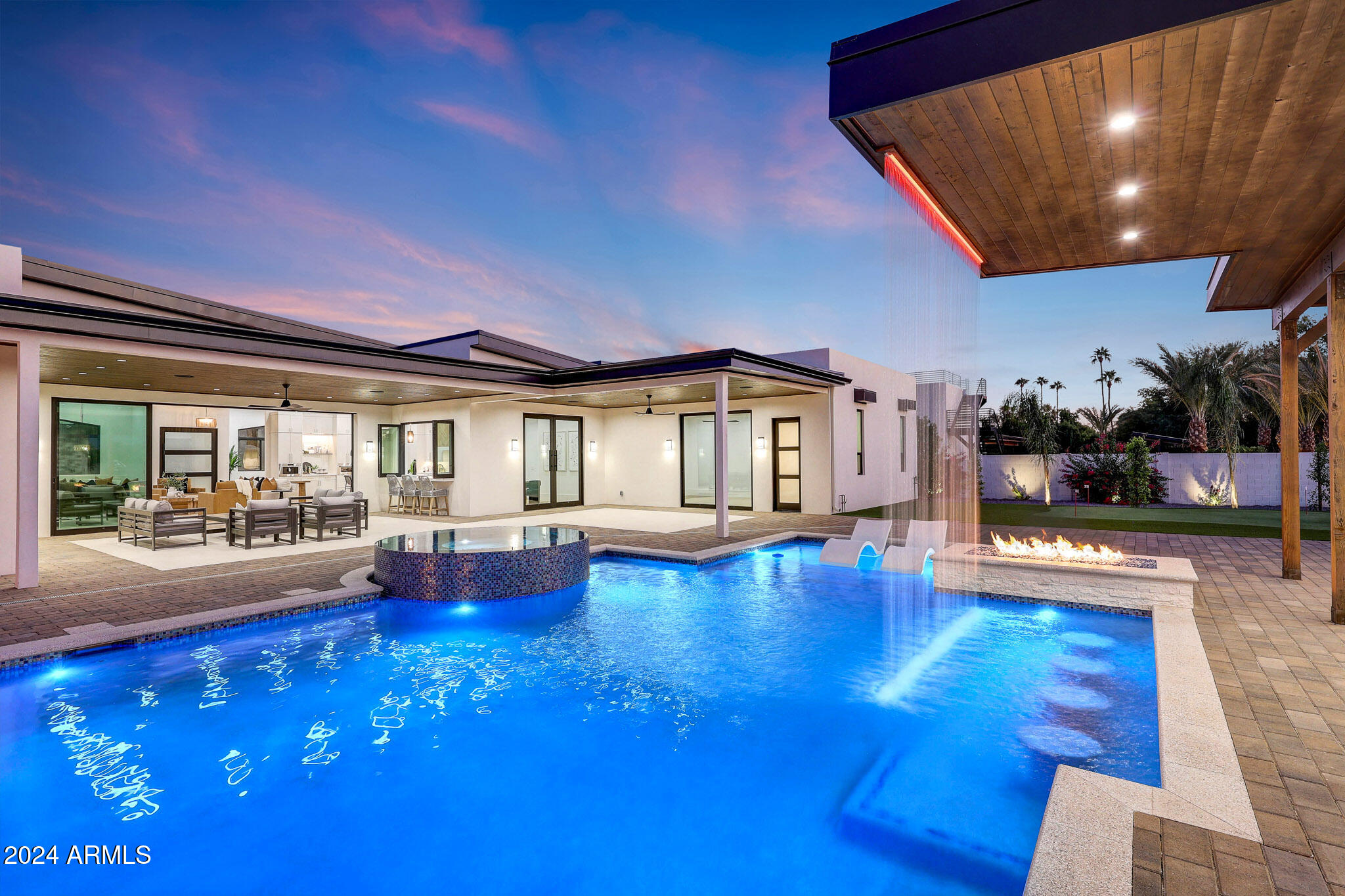CACTUS VILLAS - Residential
