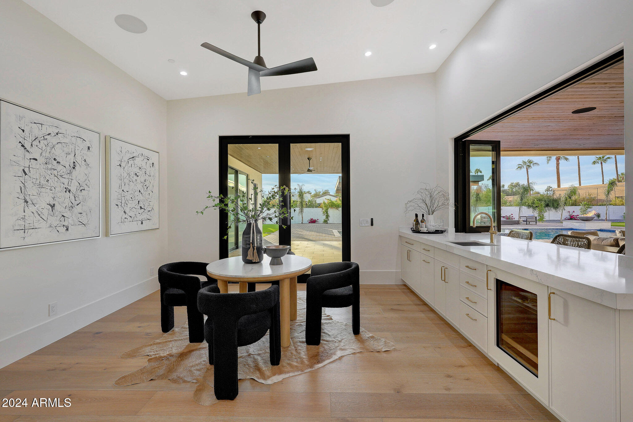 CACTUS VILLAS - Residential