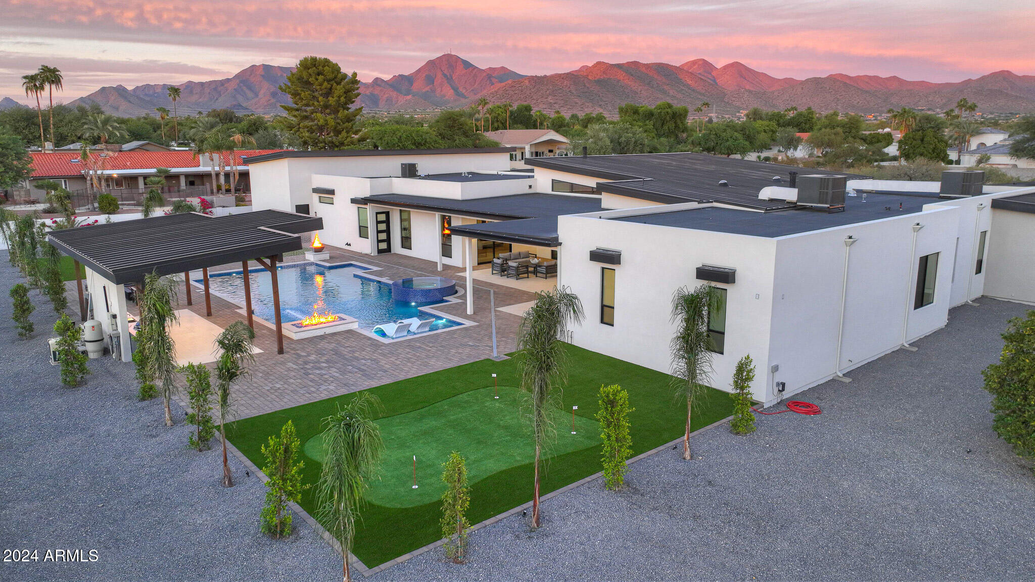 CACTUS VILLAS - Residential