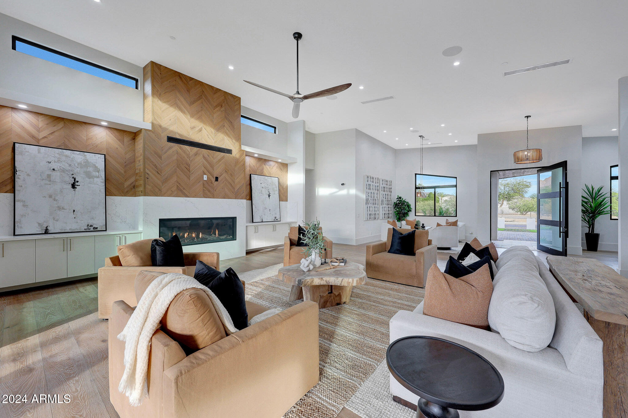 CACTUS VILLAS - Residential