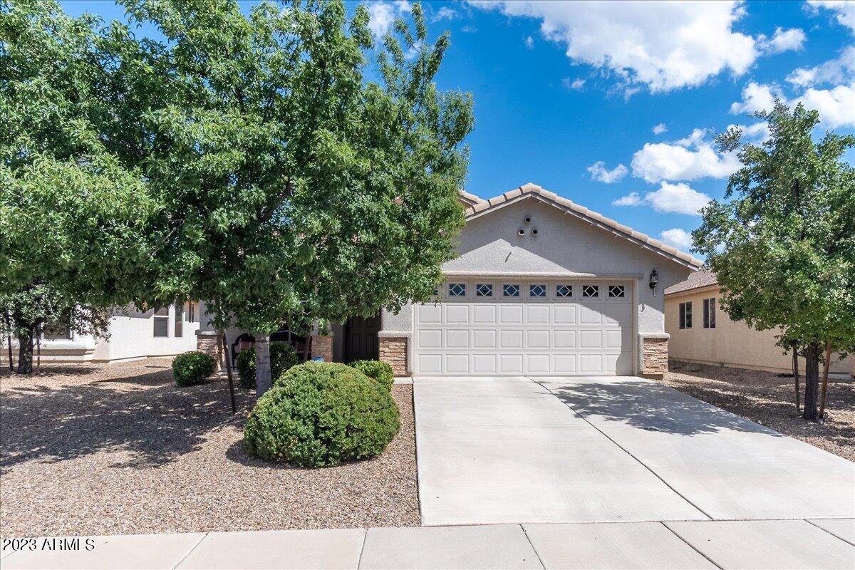 CAMPSTONE - Residential