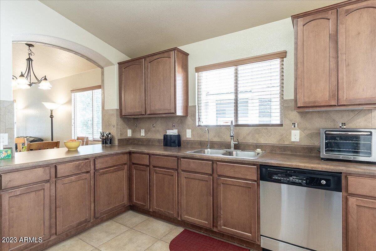 CAMPSTONE - Residential
