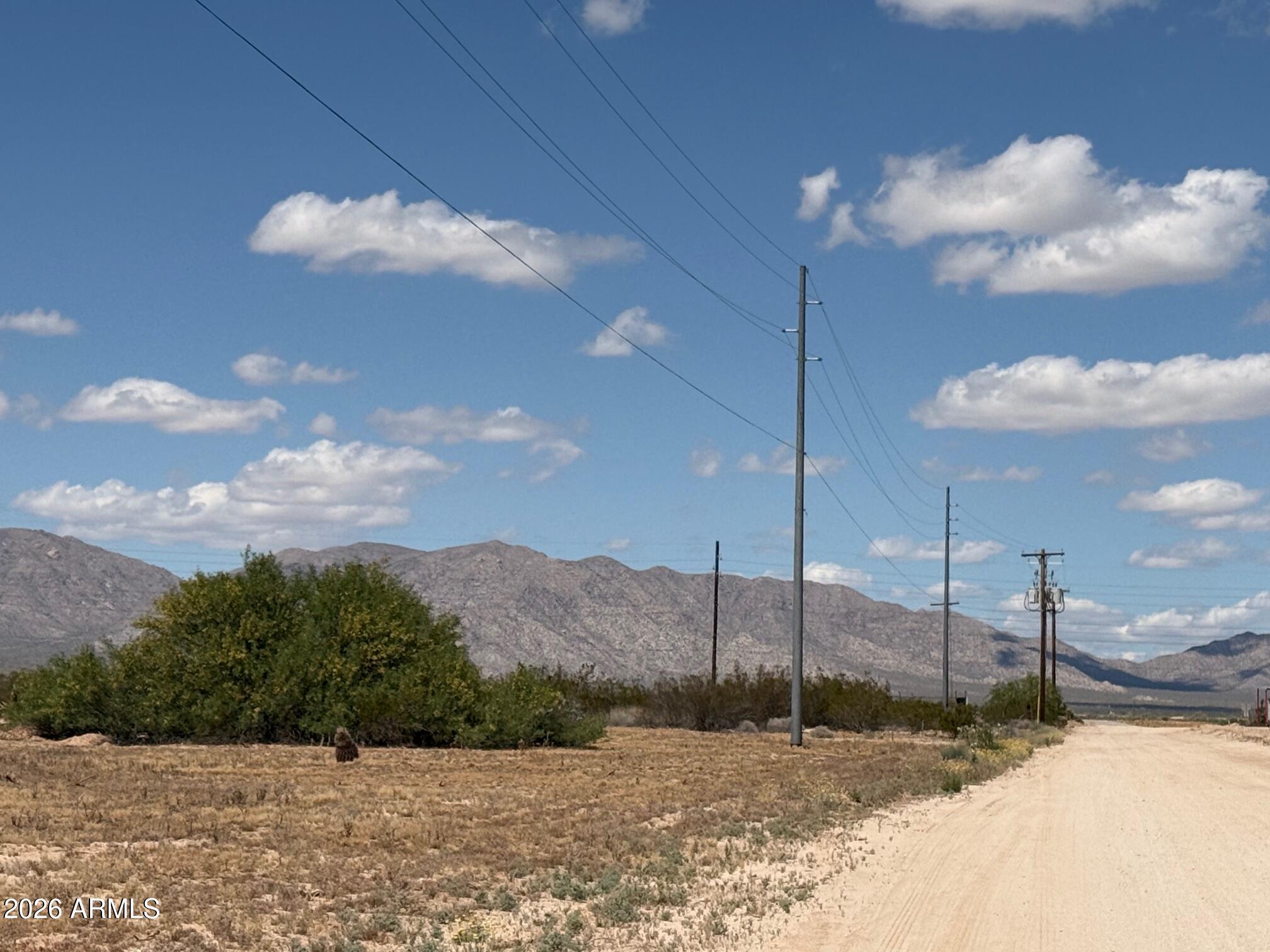 DICK WICK HALL RANCHOS OF SALOME - Land