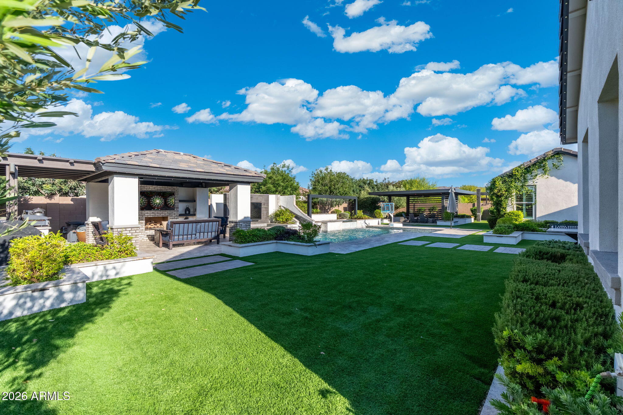 SONOQUI CREEK VILLAGE - Residential