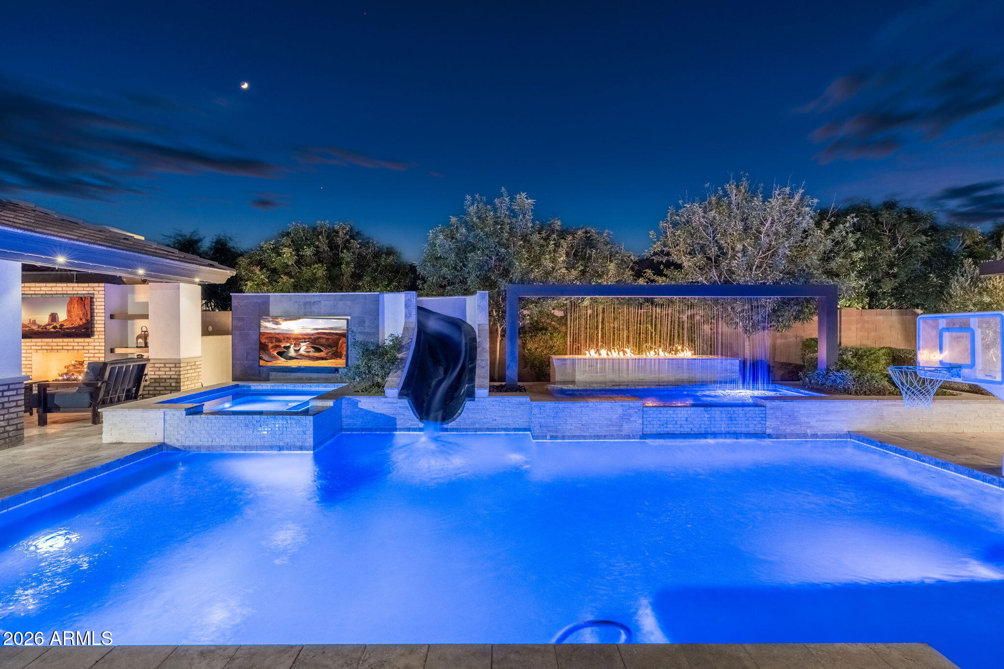 SONOQUI CREEK VILLAGE - Residential