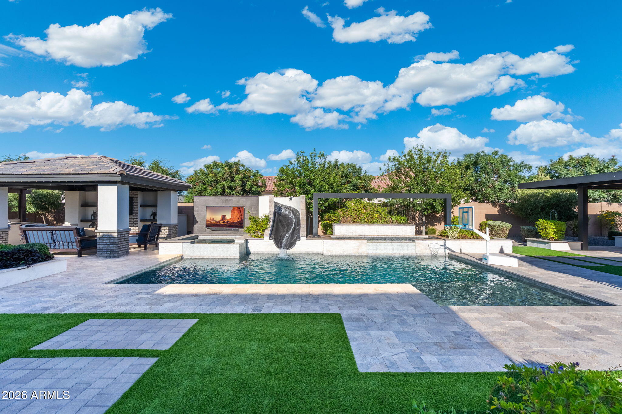 SONOQUI CREEK VILLAGE - Residential