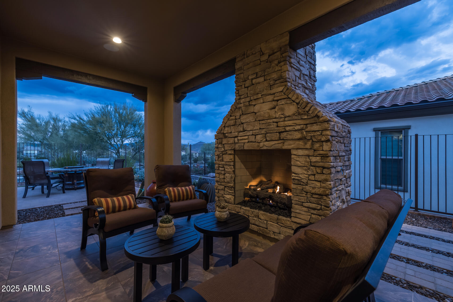 TRILOGY AT VERDE RIVER - Residential
