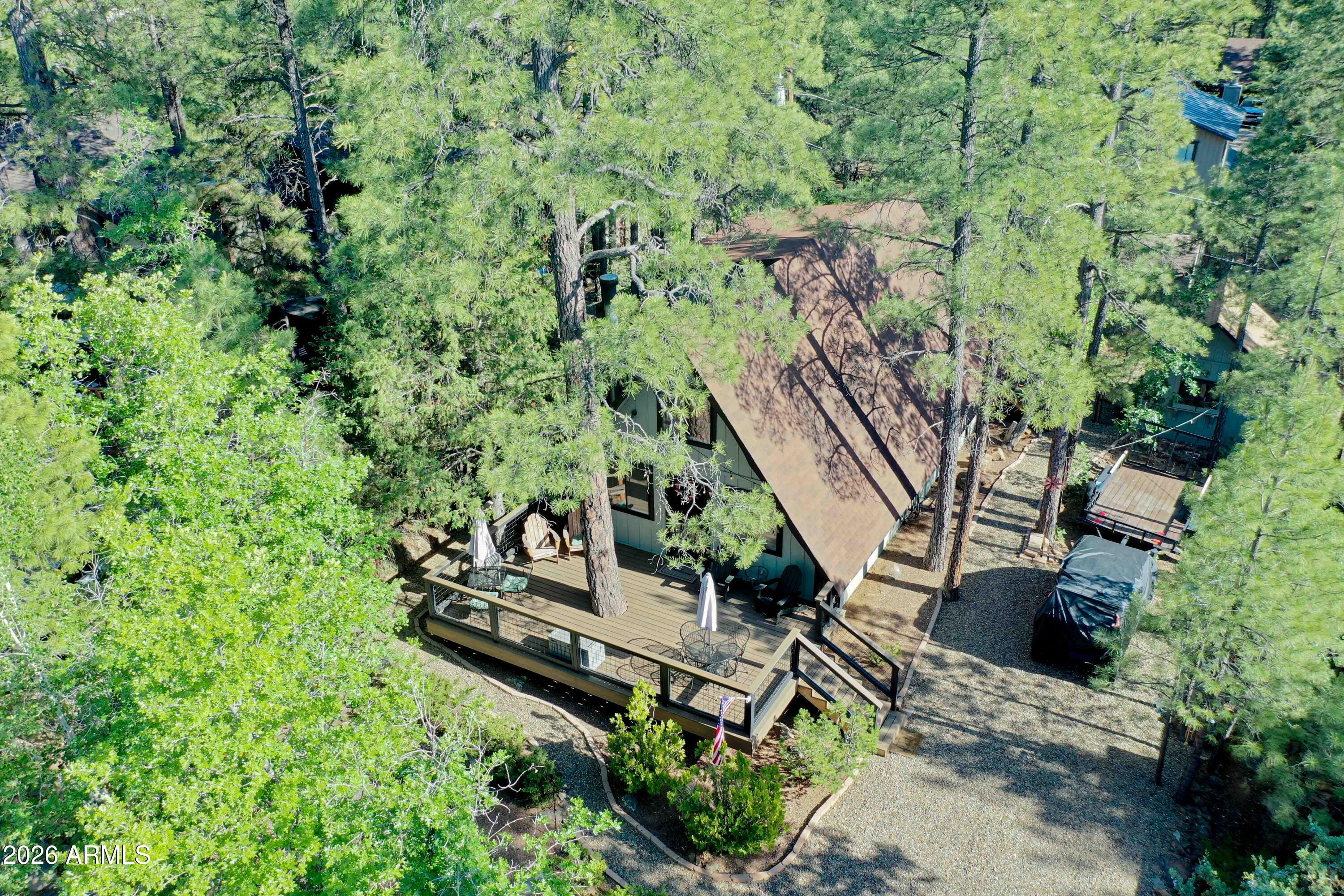 PINEWOOD 14 - Residential