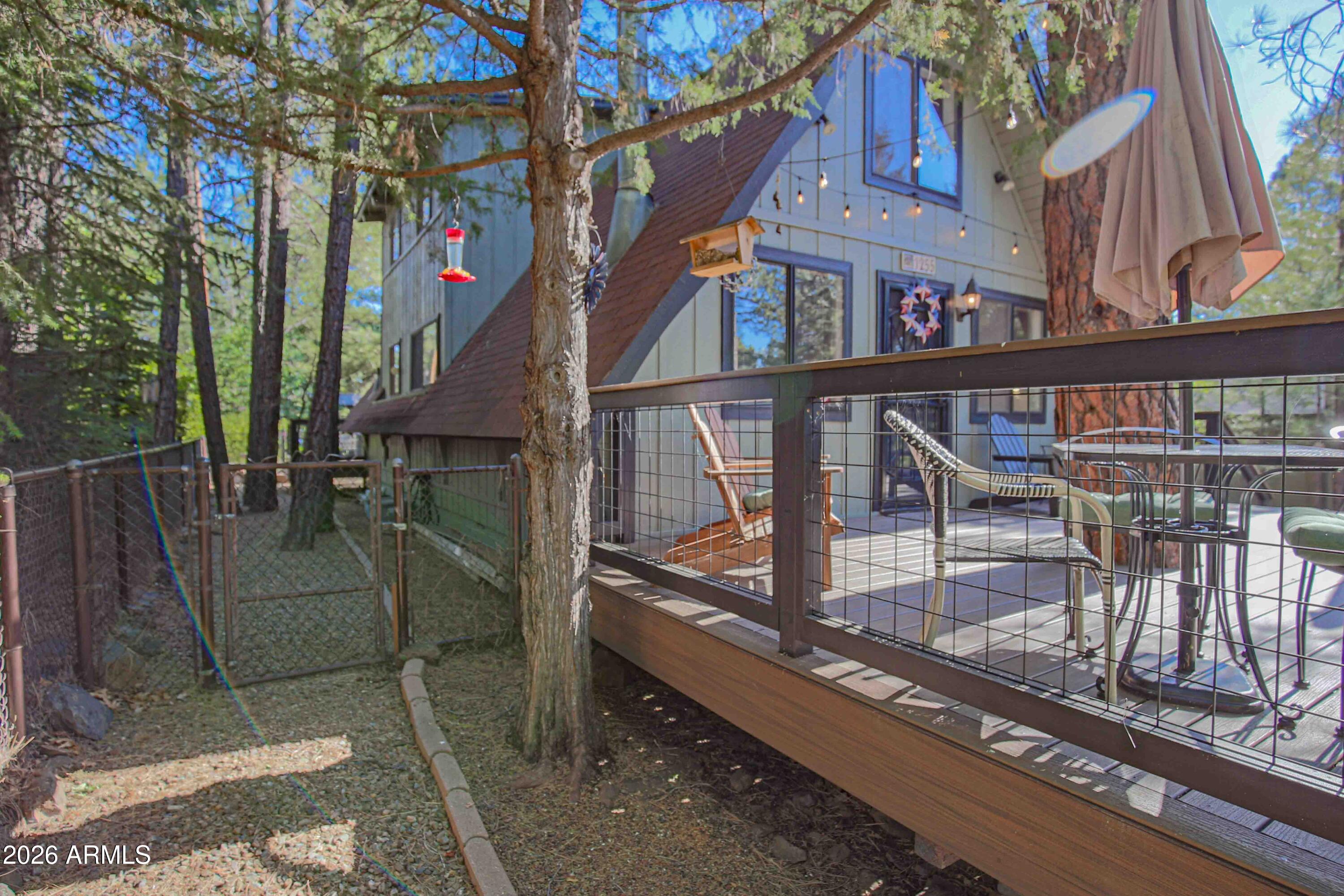 PINEWOOD 14 - Residential