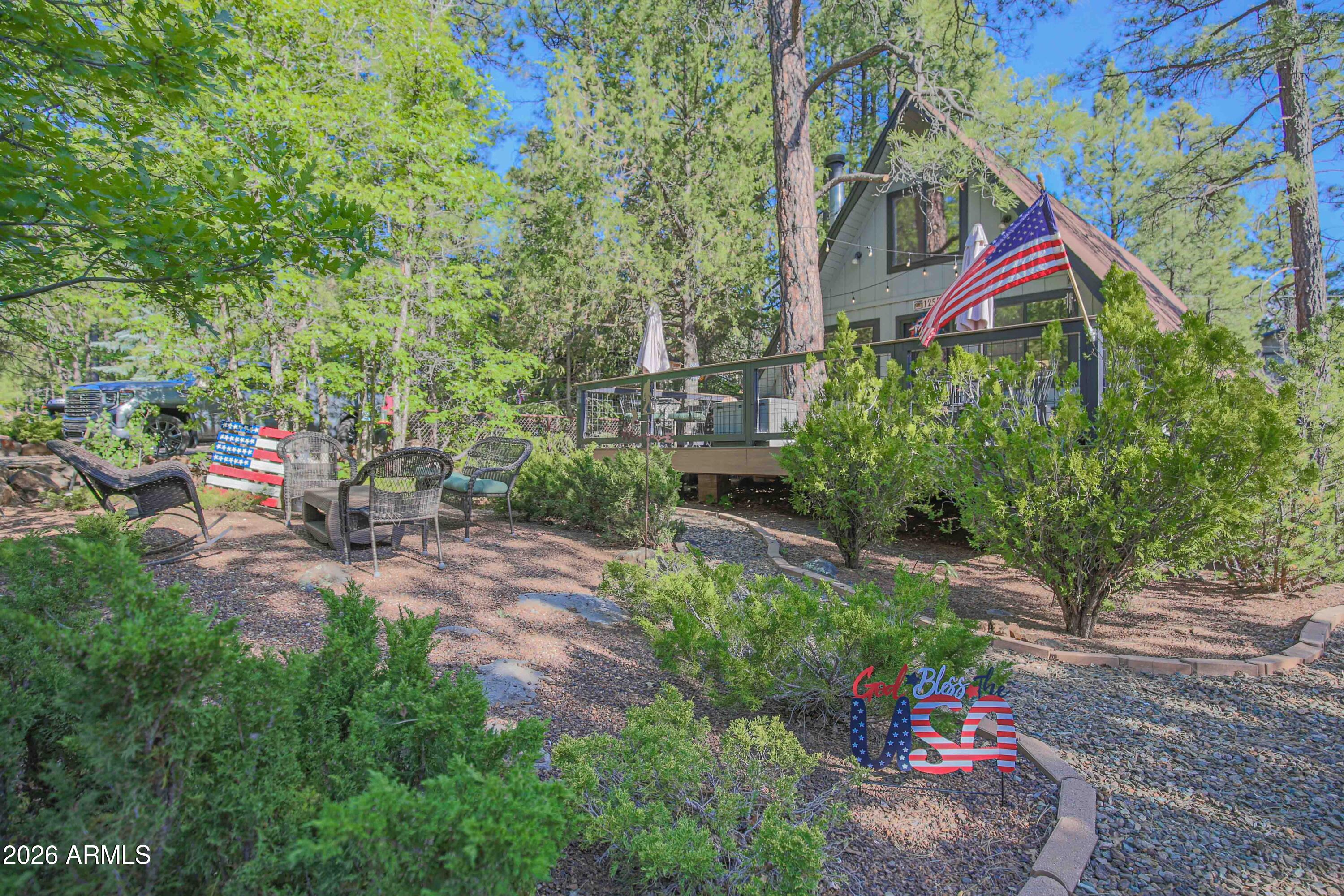 PINEWOOD 14 - Residential