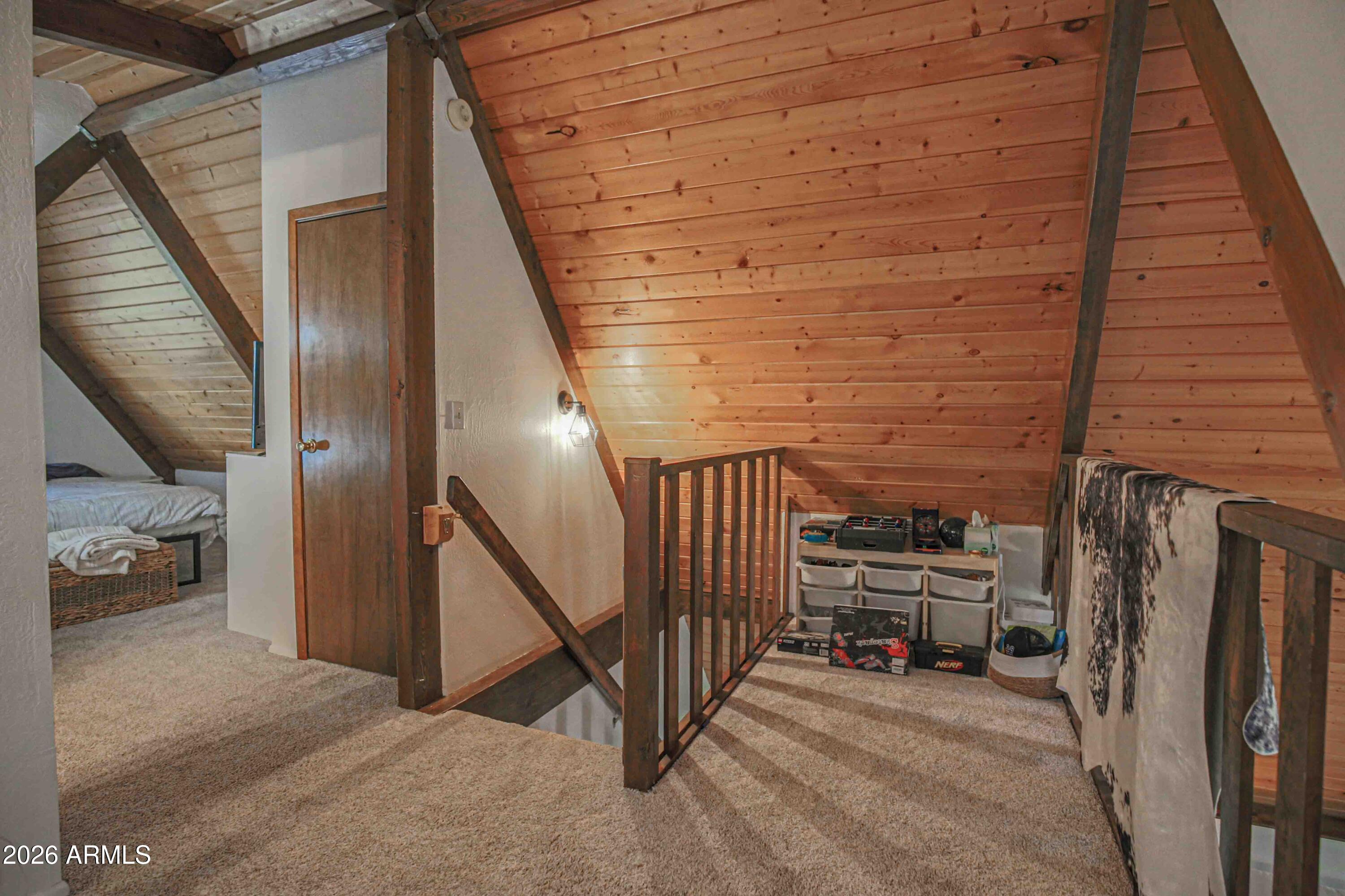 PINEWOOD 14 - Residential