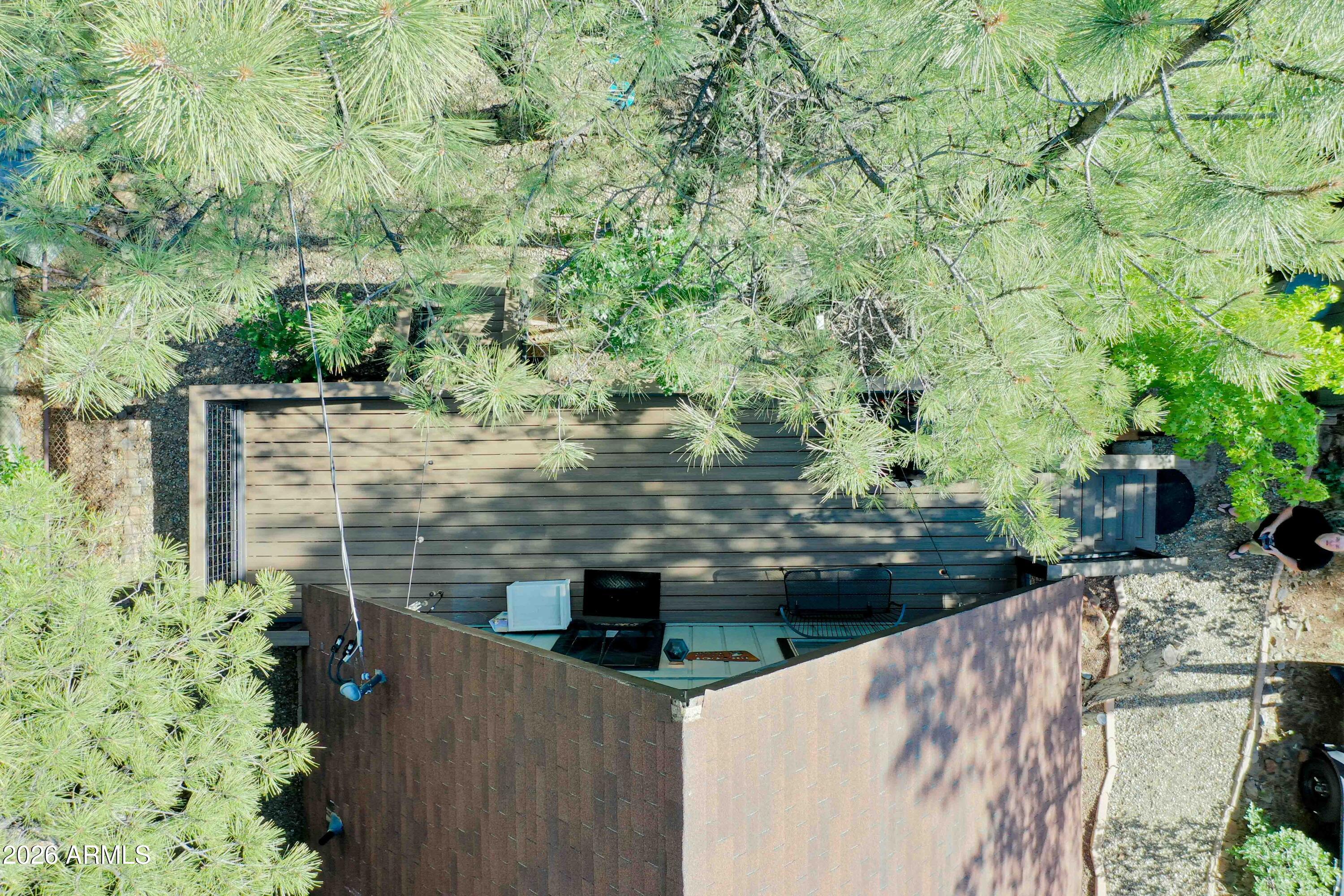 PINEWOOD 14 - Residential