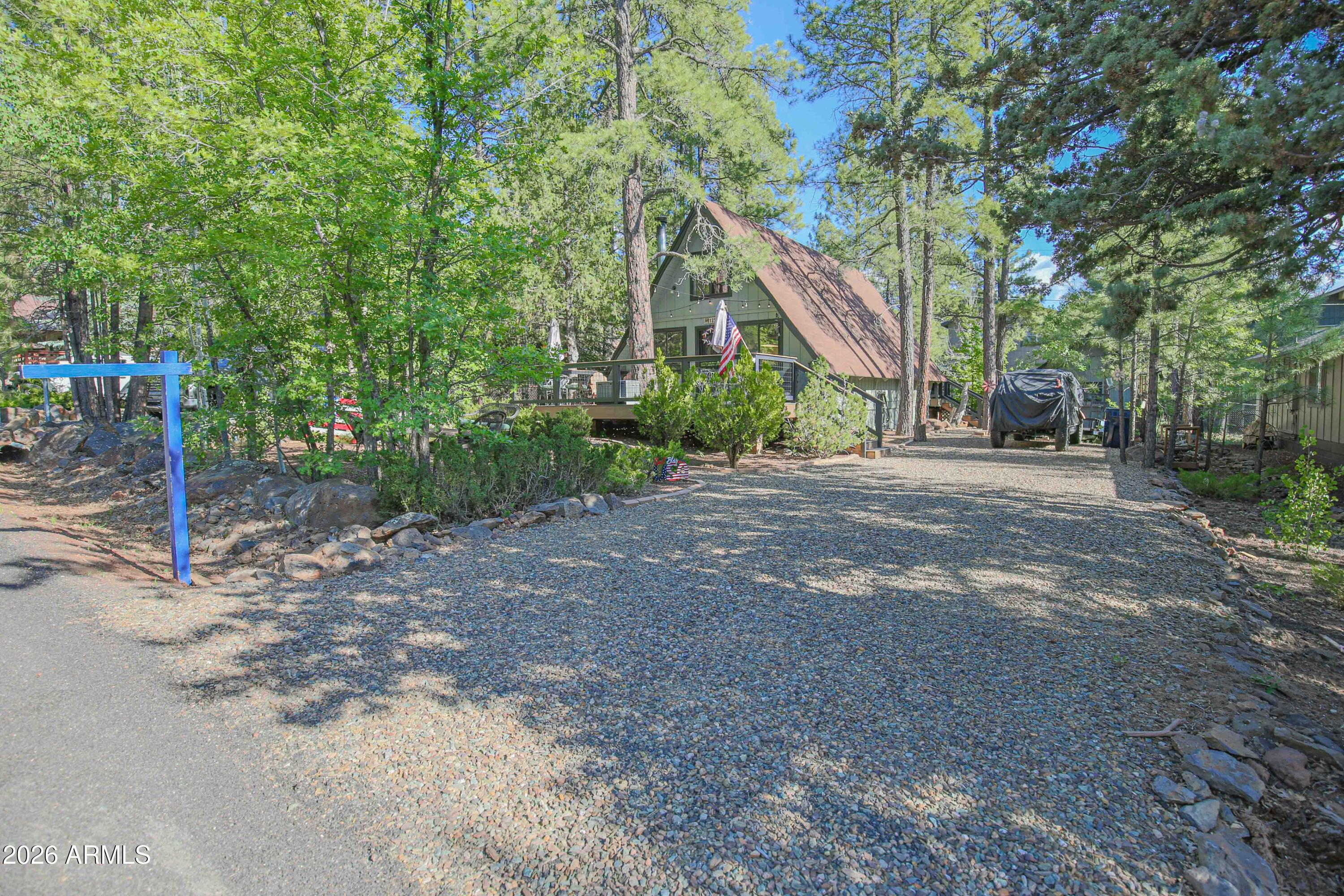 PINEWOOD 14 - Residential