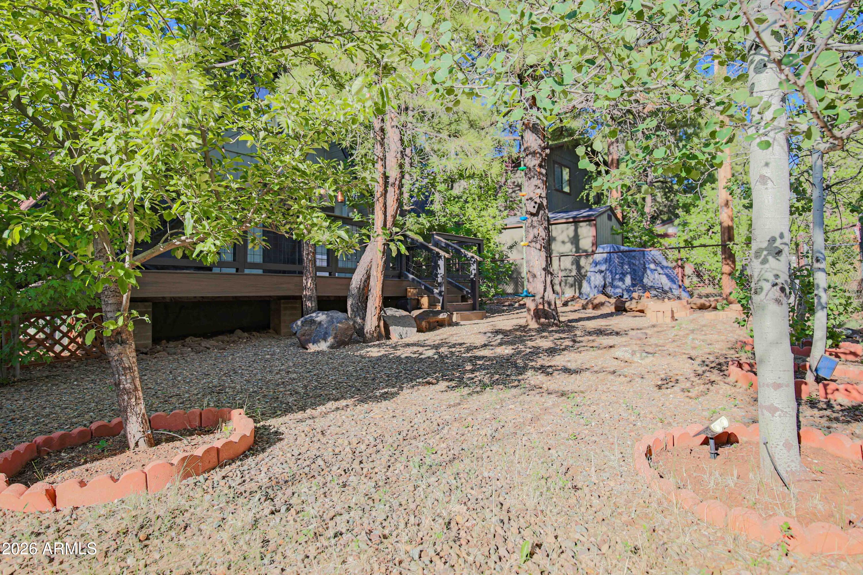 PINEWOOD 14 - Residential