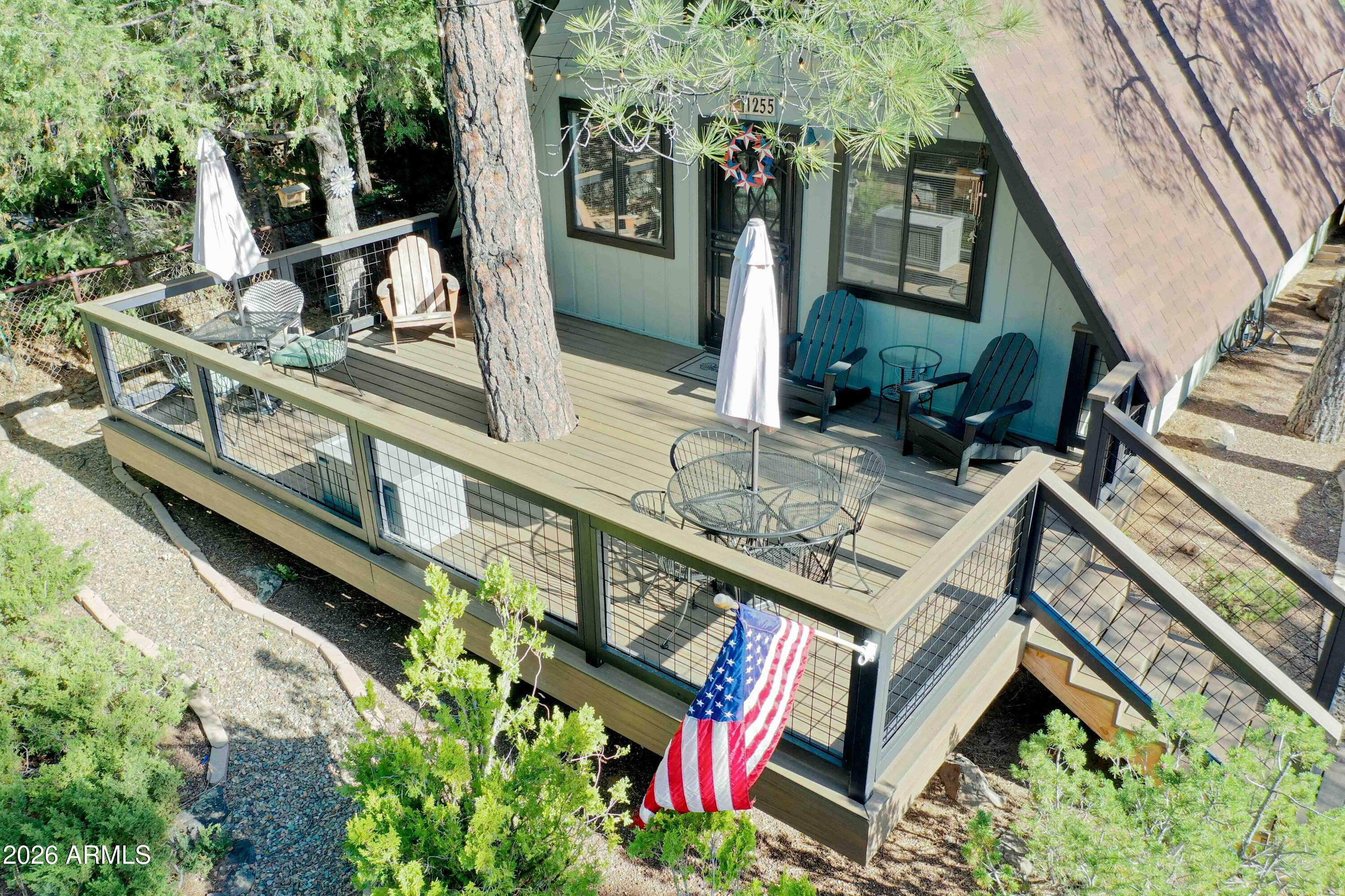 PINEWOOD 14 - Residential