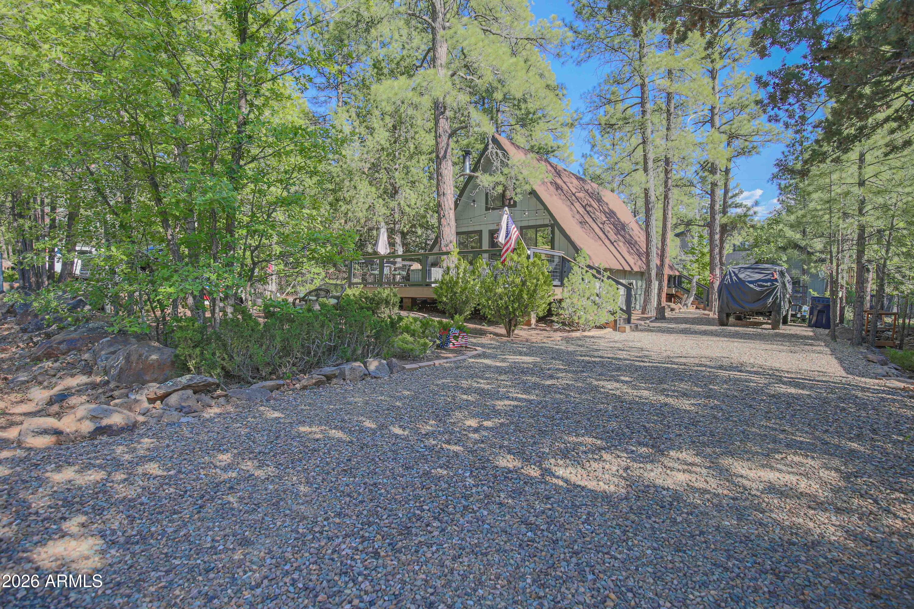 PINEWOOD 14 - Residential