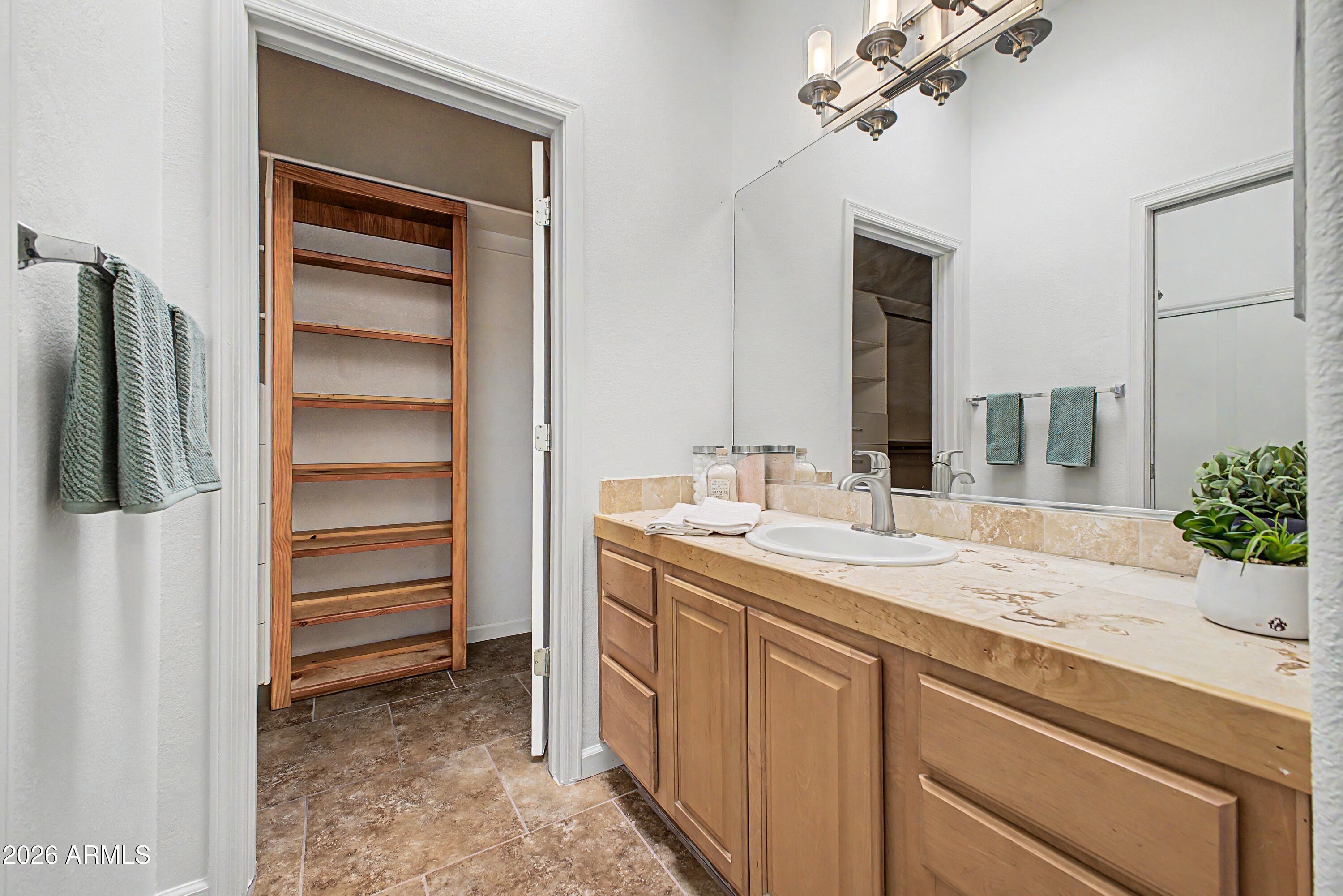 RAVENSWOOD PATIO HOMES - Residential
