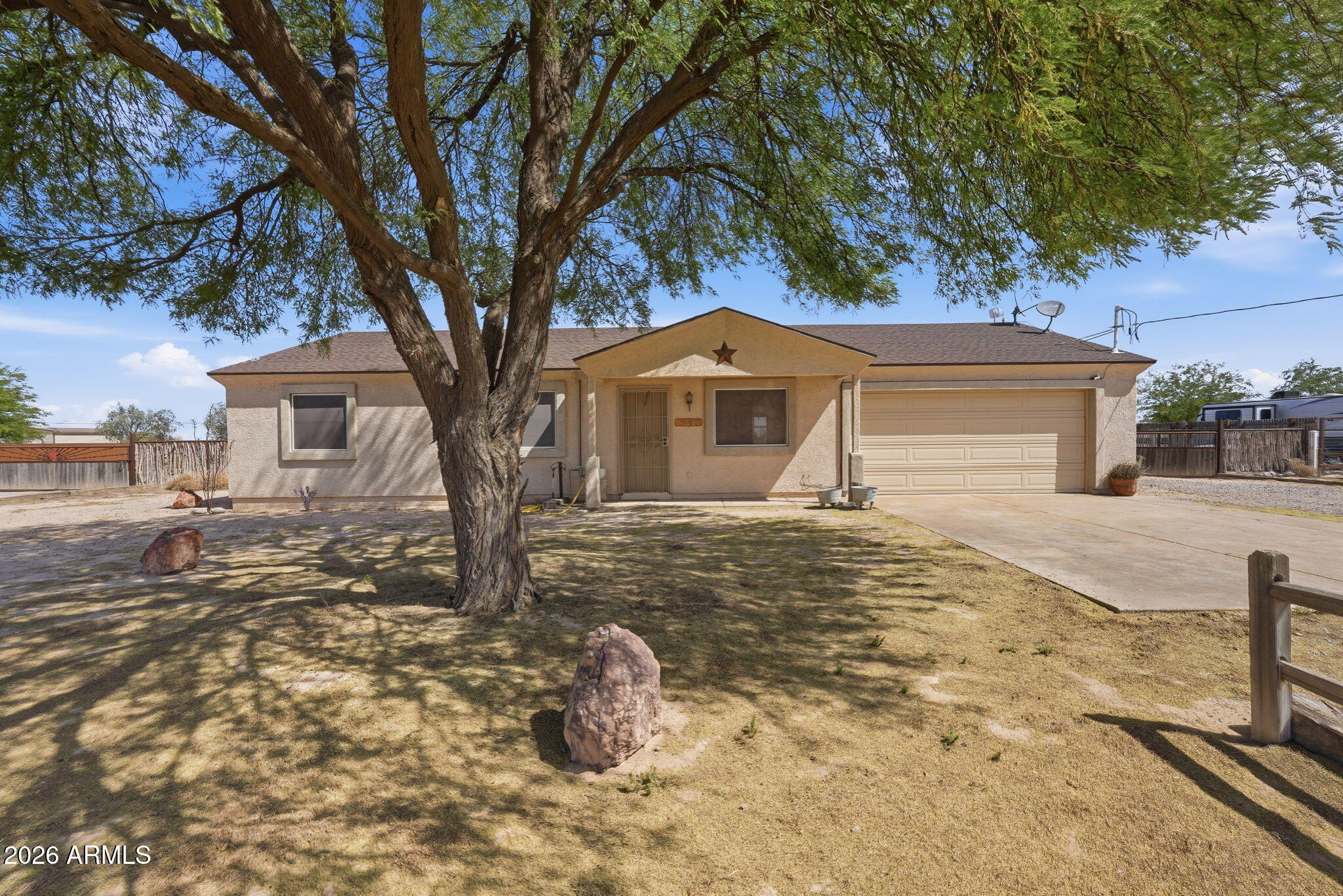 Beautiful 3 bedroom 2 bath ranch style home, move in ready. Kitchen has newer cabinets and granite counter tops. Bathrooms were updated in 2022. Very functional floor plan. Fully fenced in horse stalls, hay barn, shop, wash rack. If you need more property there is an additional 6 acres in the back that is available.