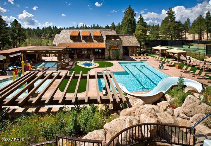 PINE CANYON - Residential