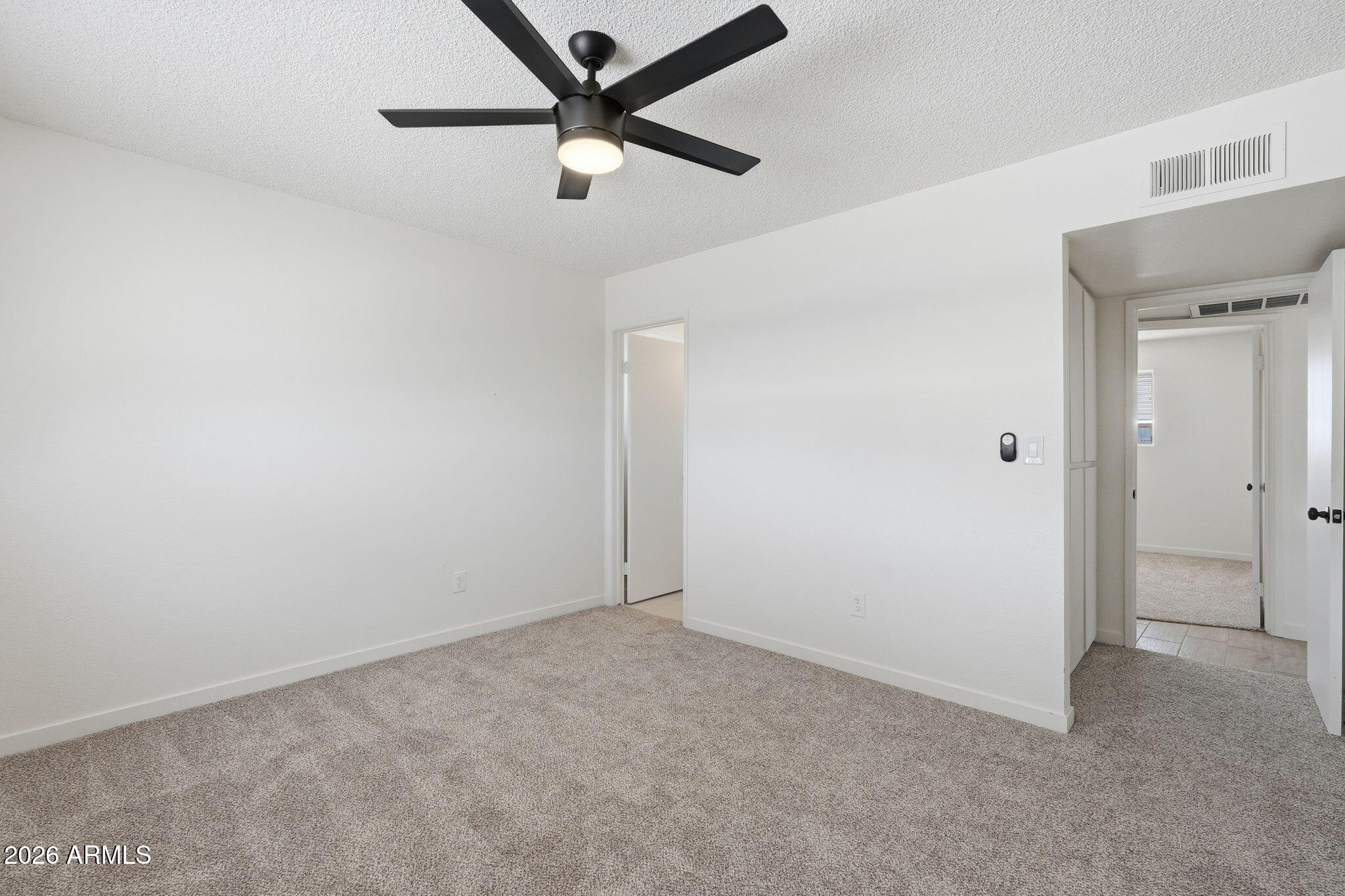 APACHE VILLA - Residential