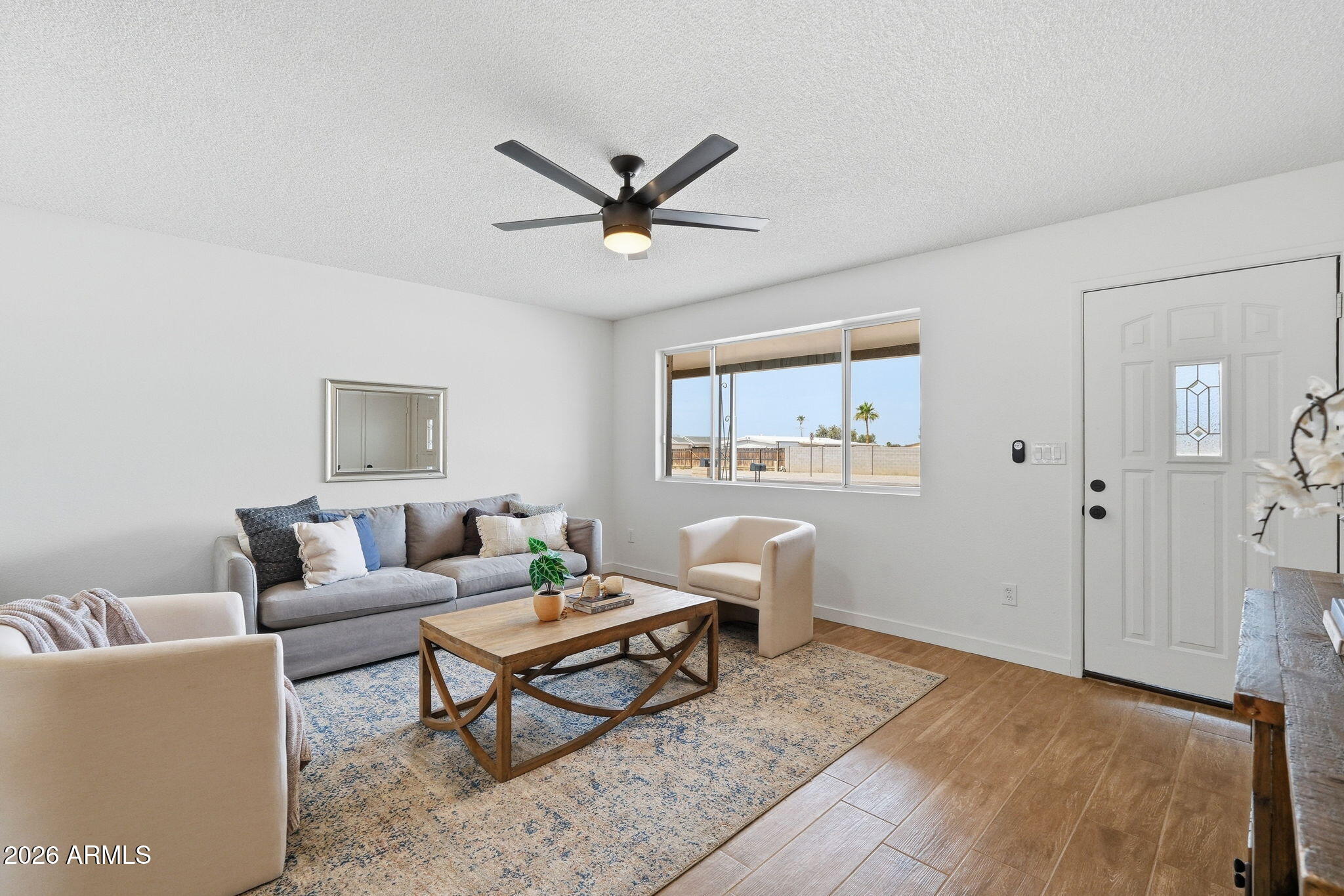 APACHE VILLA - Residential