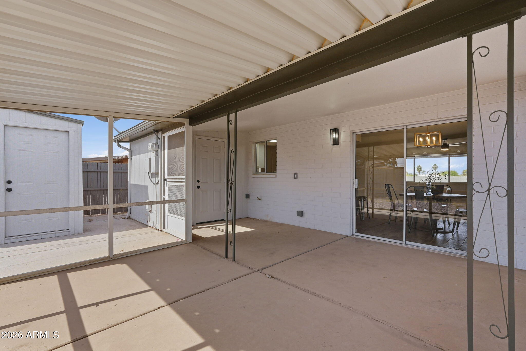 APACHE VILLA - Residential