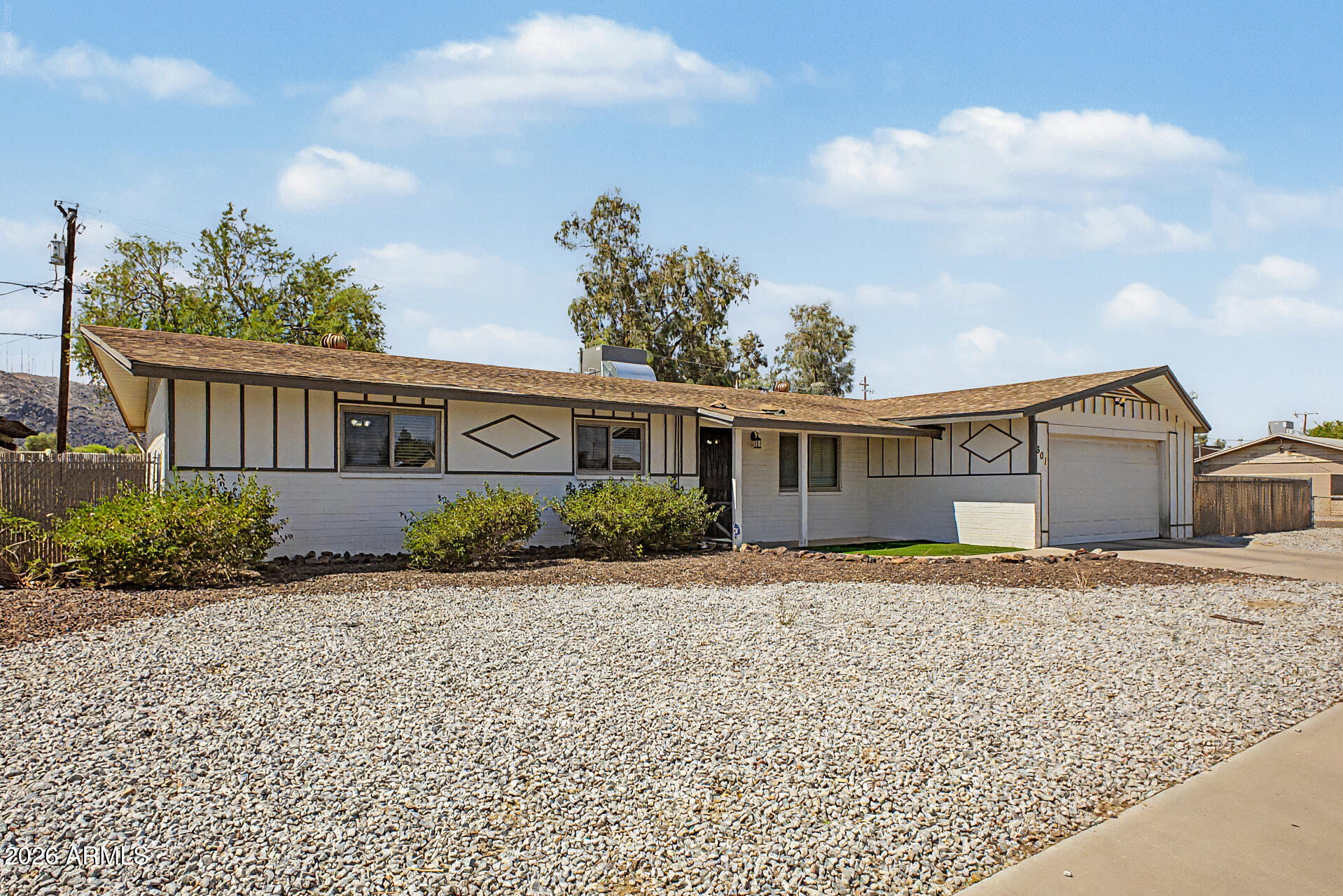 THUNDERBIRD COUNTRY CLUB EST 5 - Residential