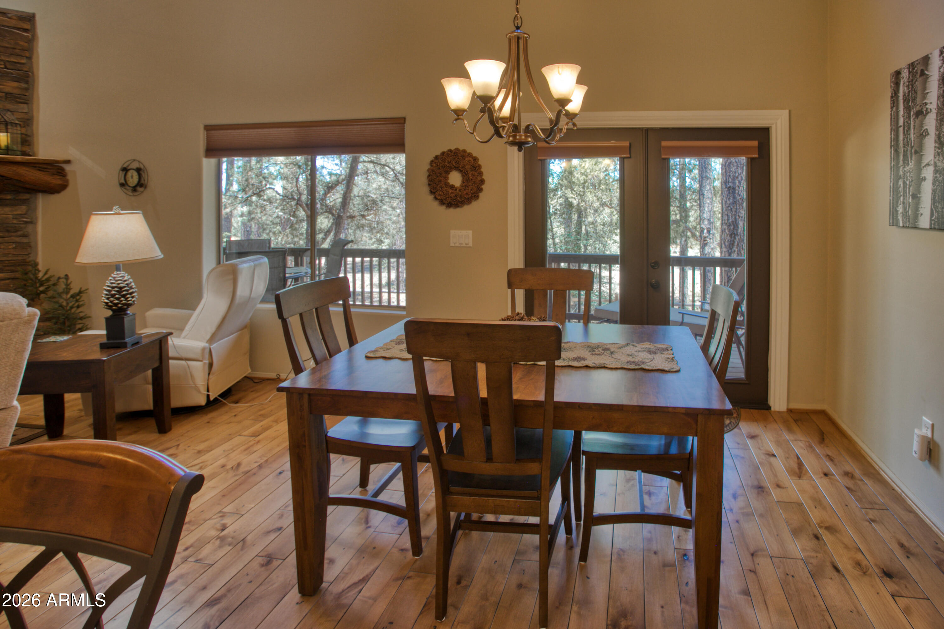 STARLIGHT RIDGE ESTATES TOWNHOUSES UNIT 1 - Residential