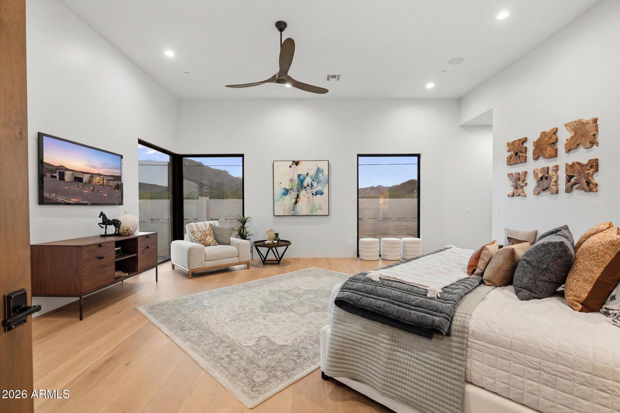 In escrow - Residential