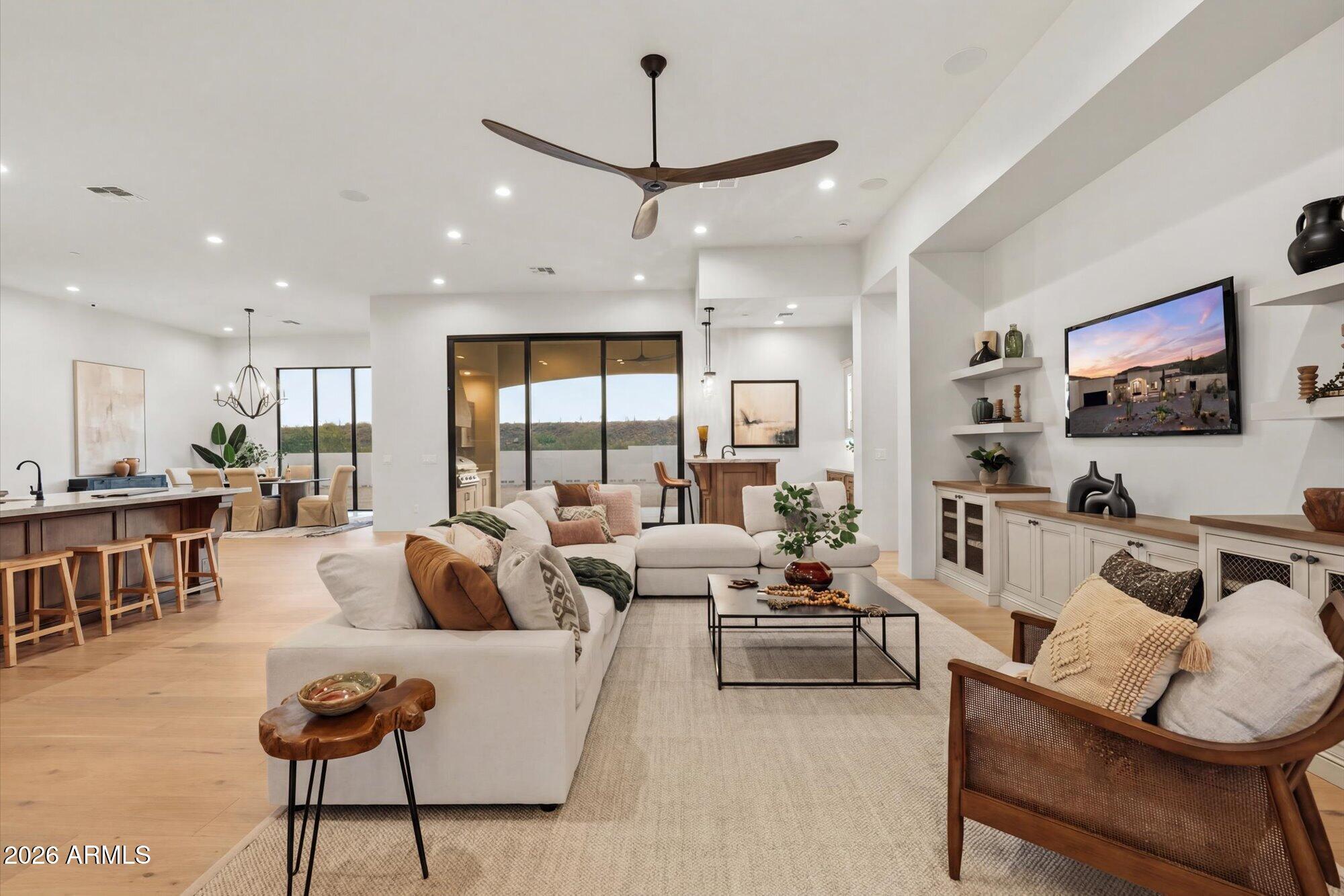 In escrow - Residential