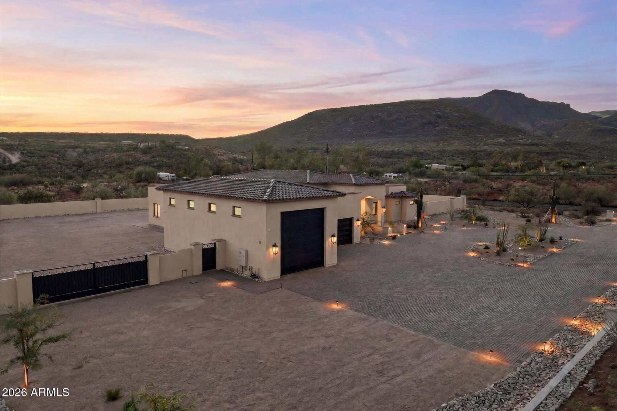 In escrow - Residential