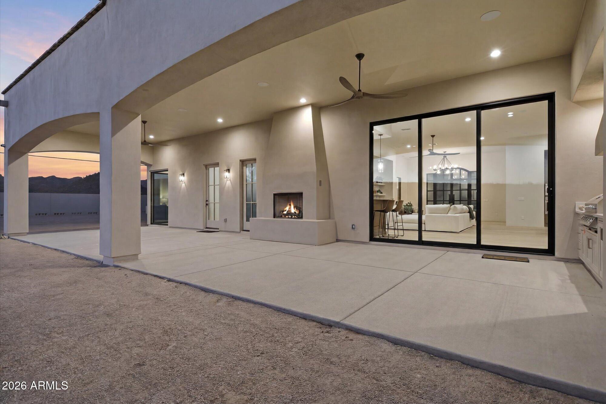 In escrow - Residential