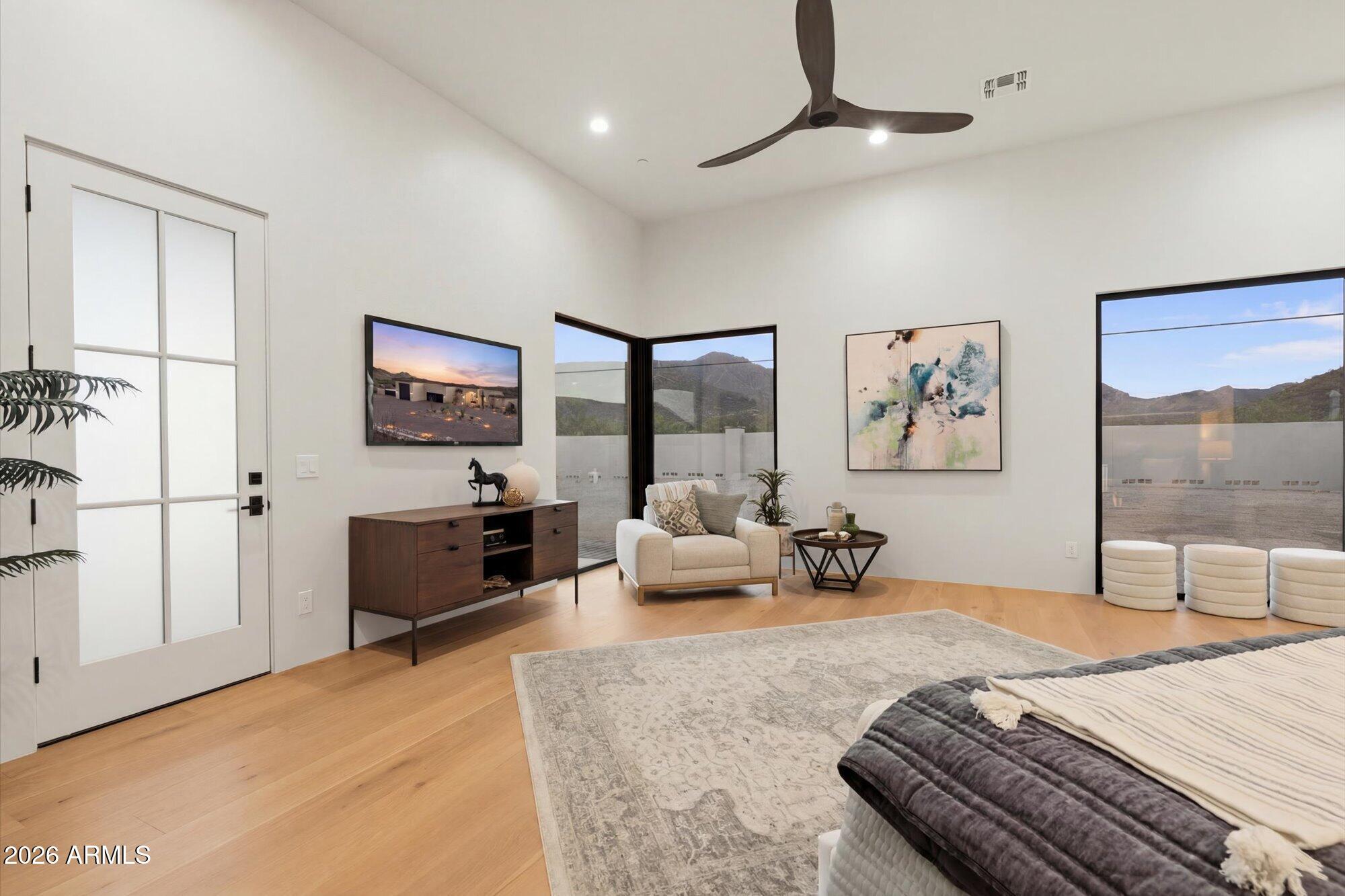 In escrow - Residential