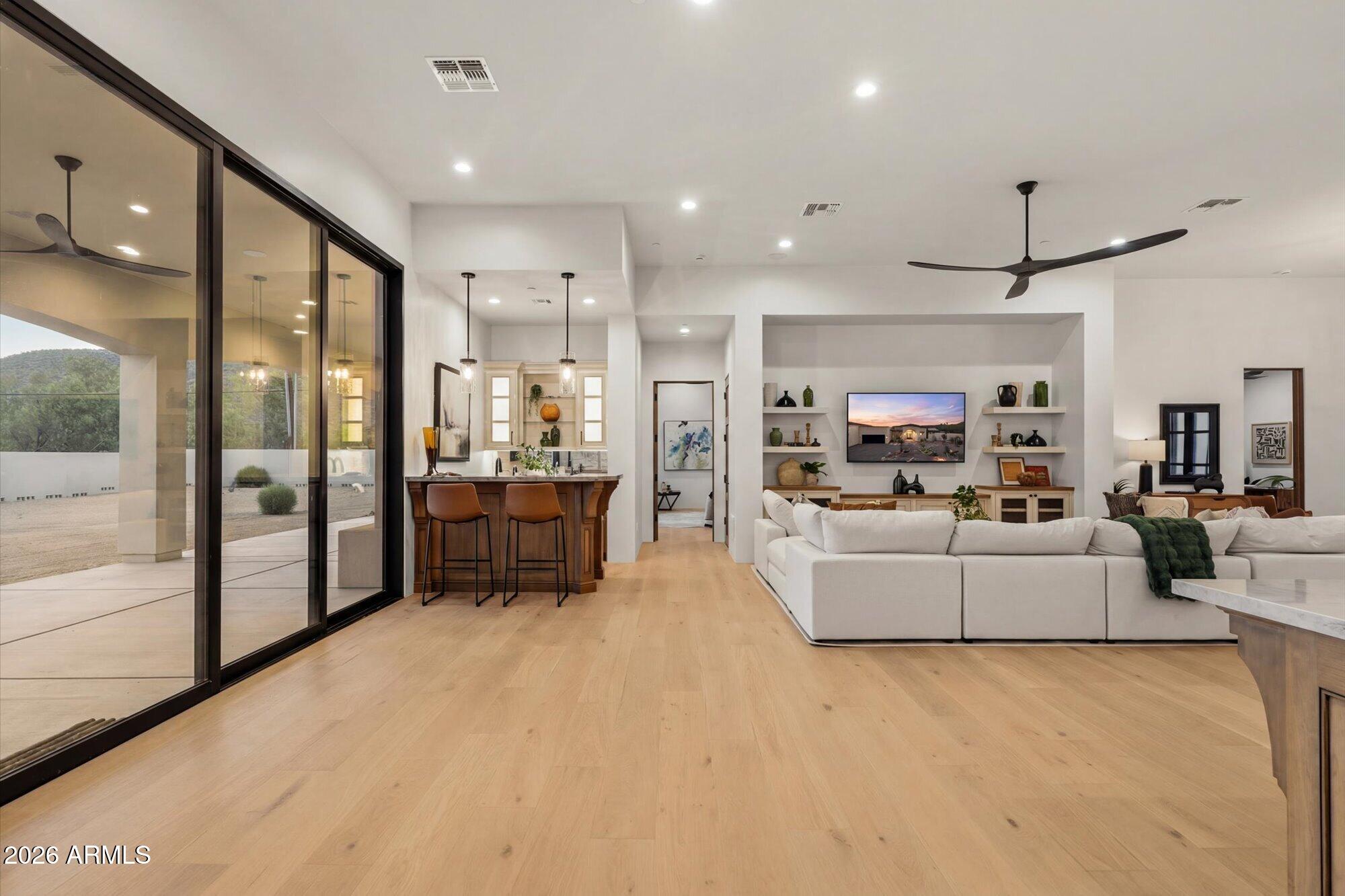 In escrow - Residential