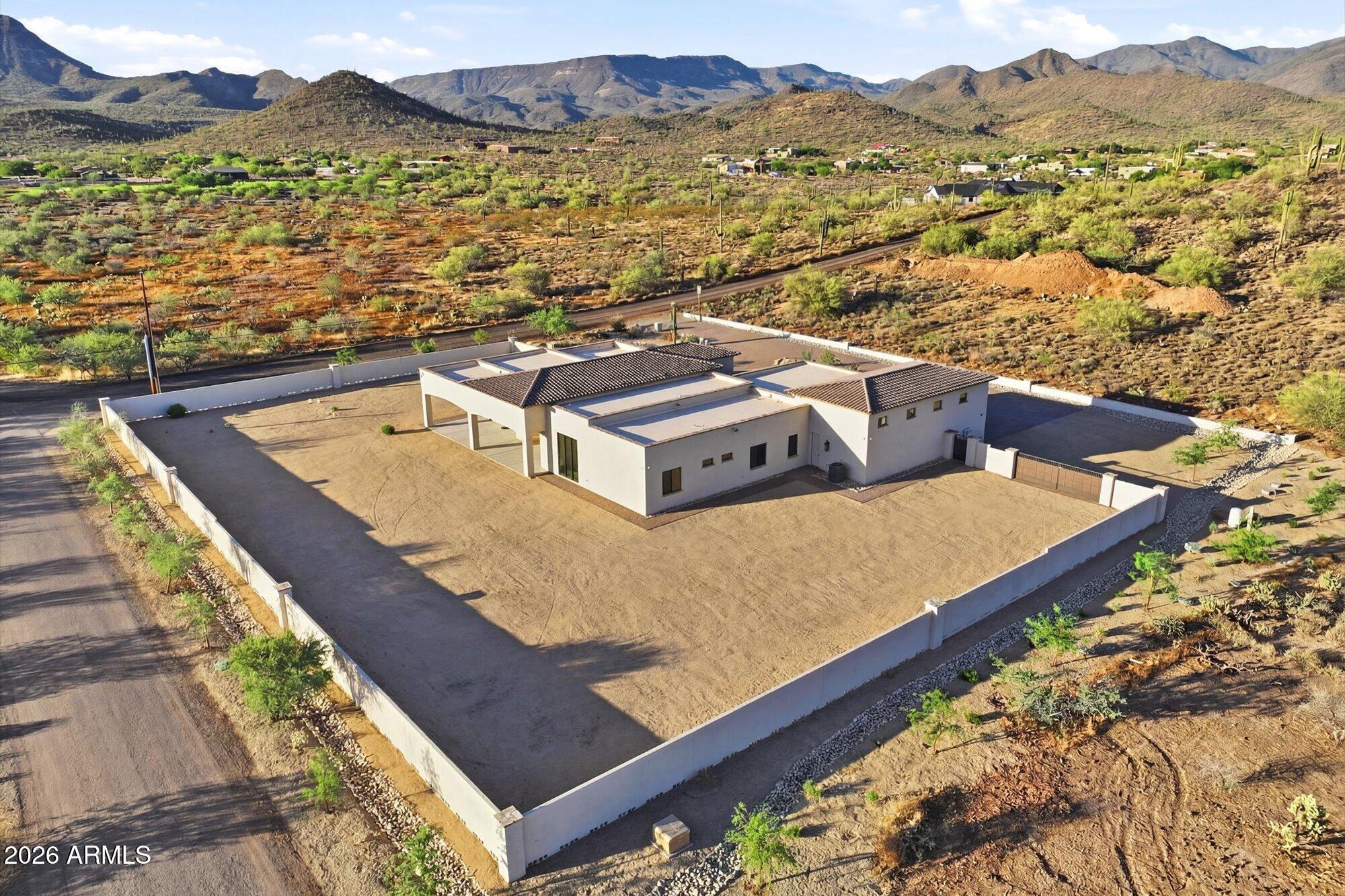 In escrow - Residential