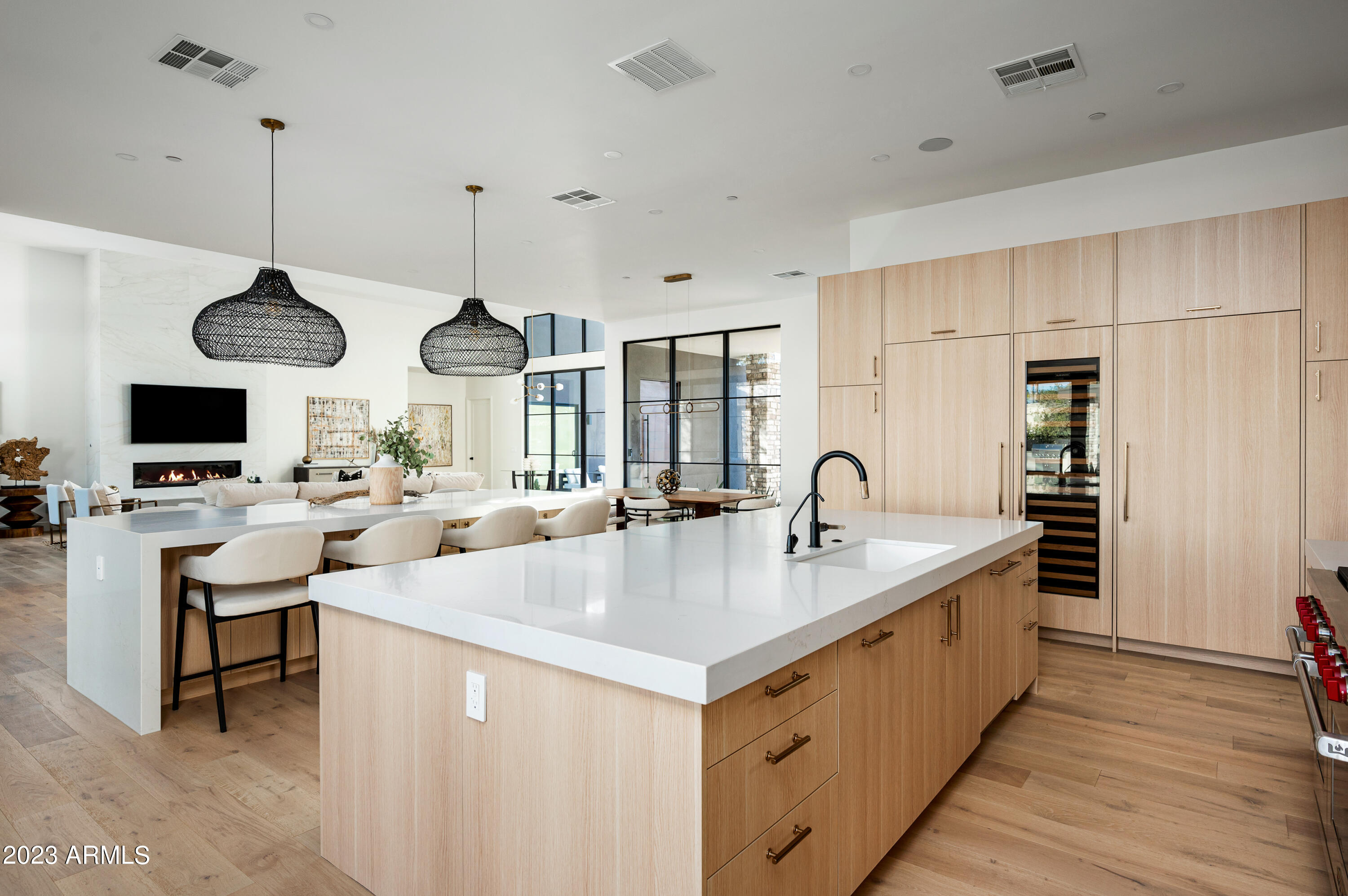 EQUESTRIAN MANOR UNIT 1 - Residential