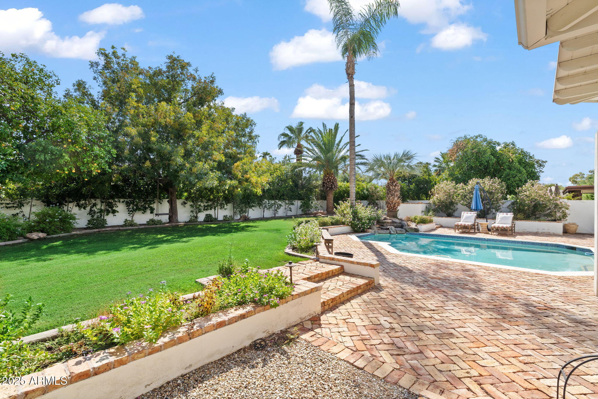 VISTA DE LA TIERRA - Residential