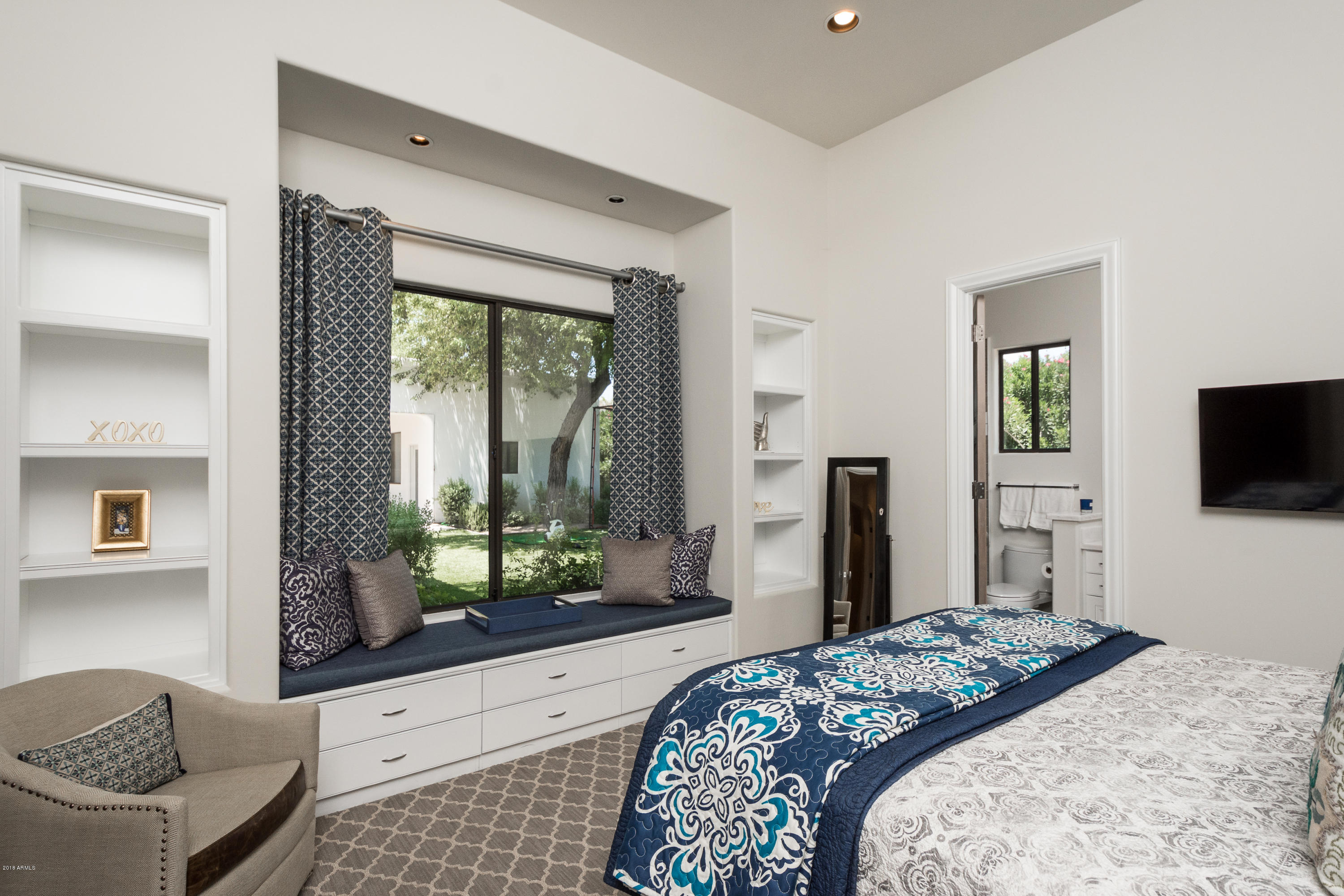 KENSINGTON ESTATES LOT 1 & 2 REPLAT - Residential