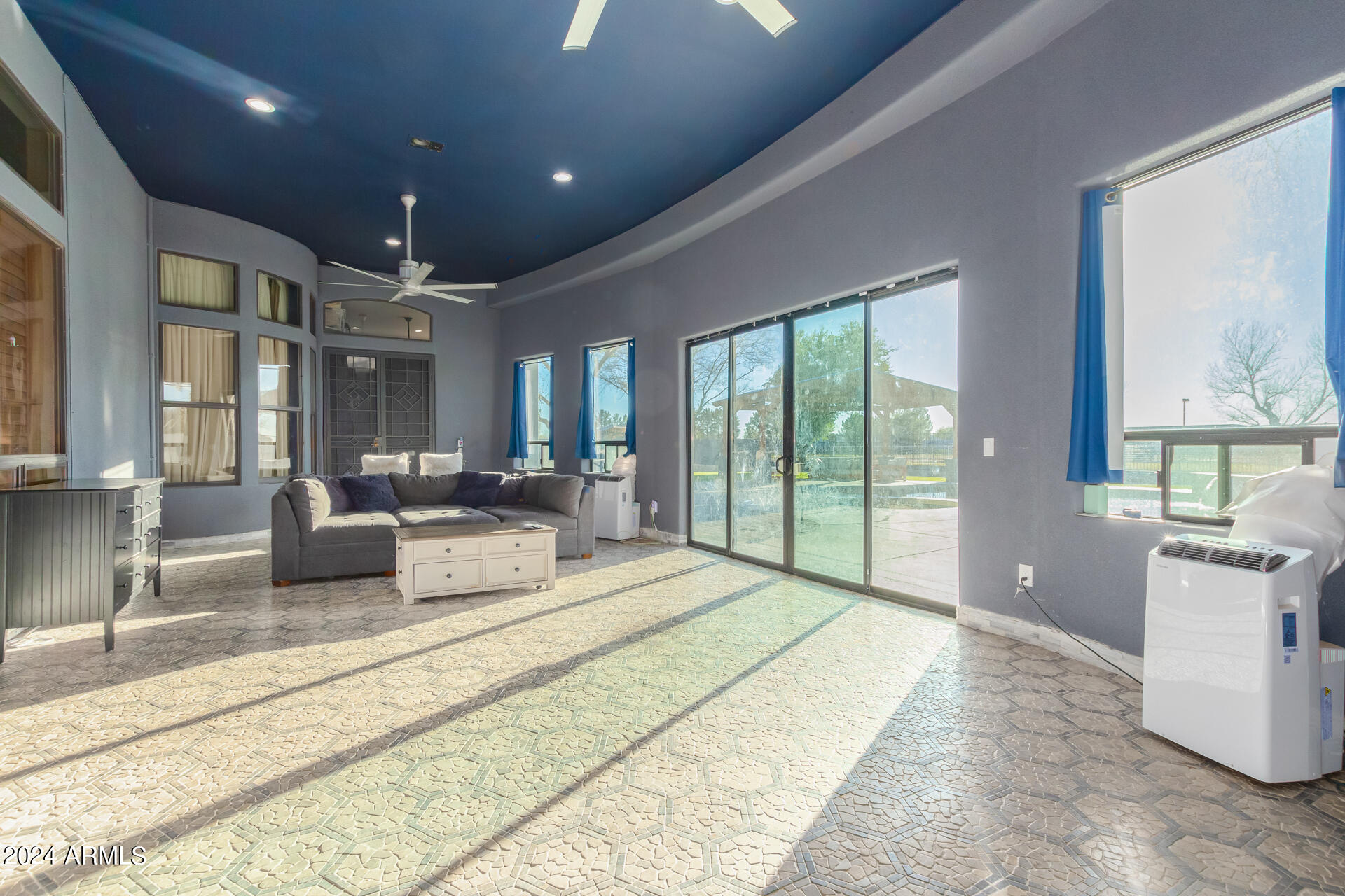 METES AND BOUNDS - Residential