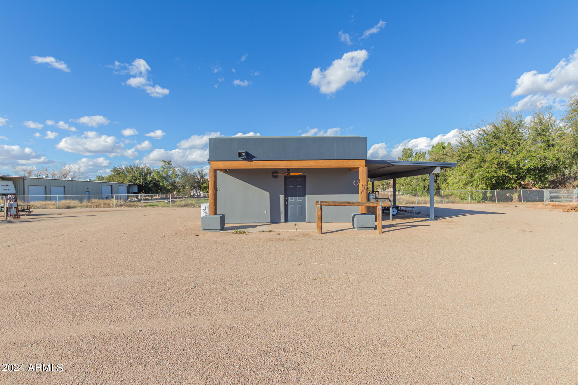 METES AND BOUNDS - Residential