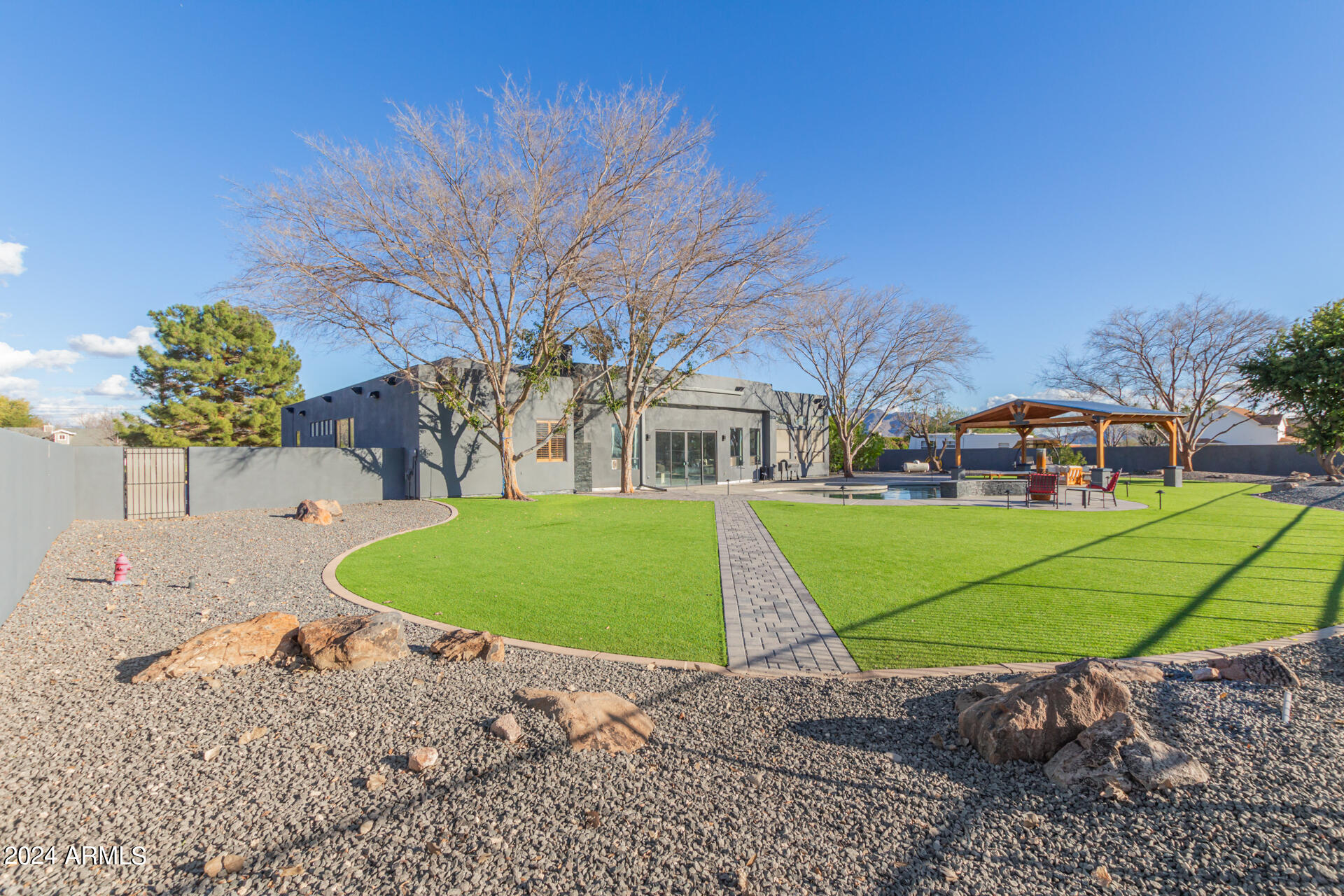 METES AND BOUNDS - Residential