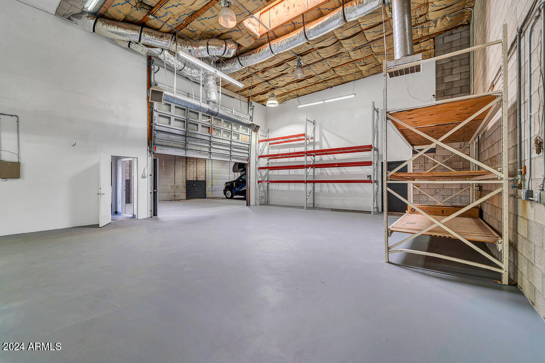 67TH AVE & NORTHERN INDUSTRIAL PARK - Commercial Sale