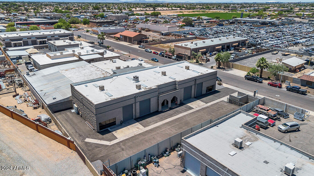 67TH AVE & NORTHERN INDUSTRIAL PARK - Commercial Sale