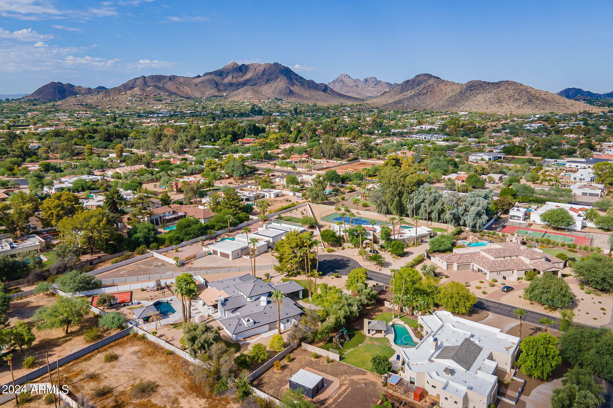 GOLF VIEW ESTATES - Residential
