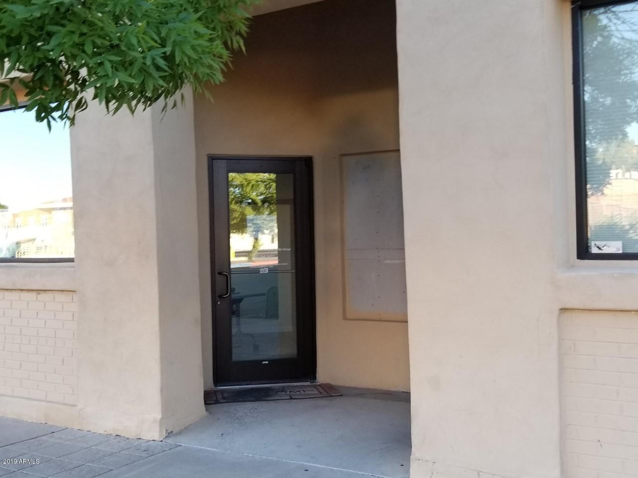 Douglas - Commercial Sale