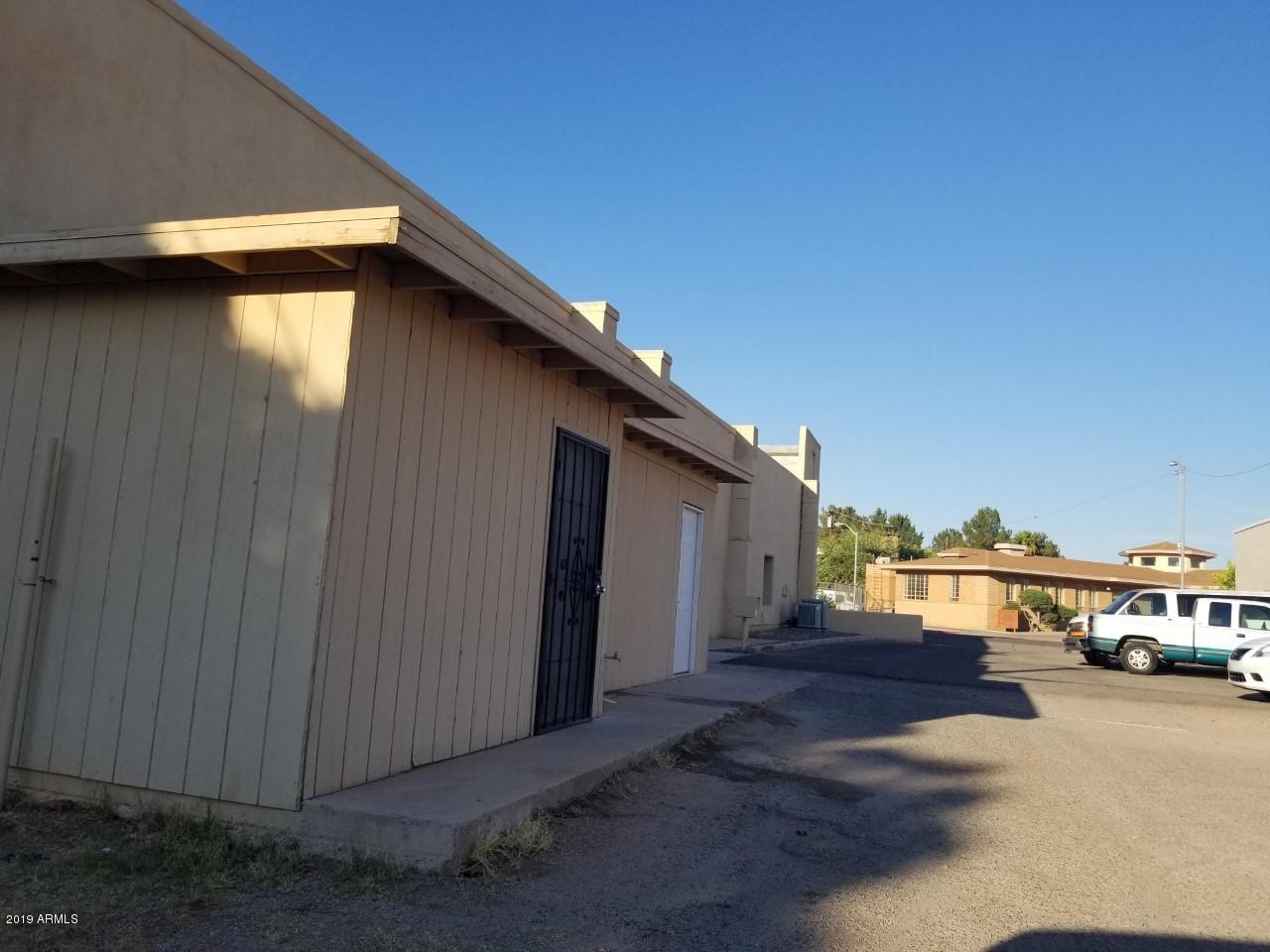 Douglas - Commercial Sale